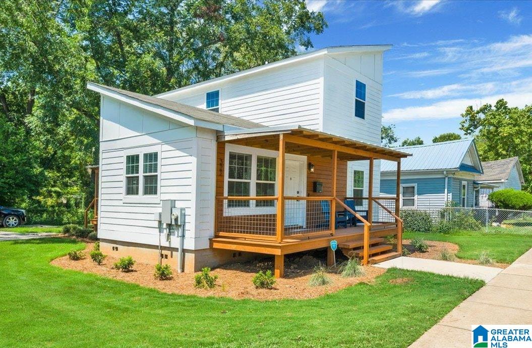 Photo 2 of Single family home for sale at 322 1st Street S, Birmingham, AL 35205 | MLS# 21462672 | Listing updated on 2026-08-31