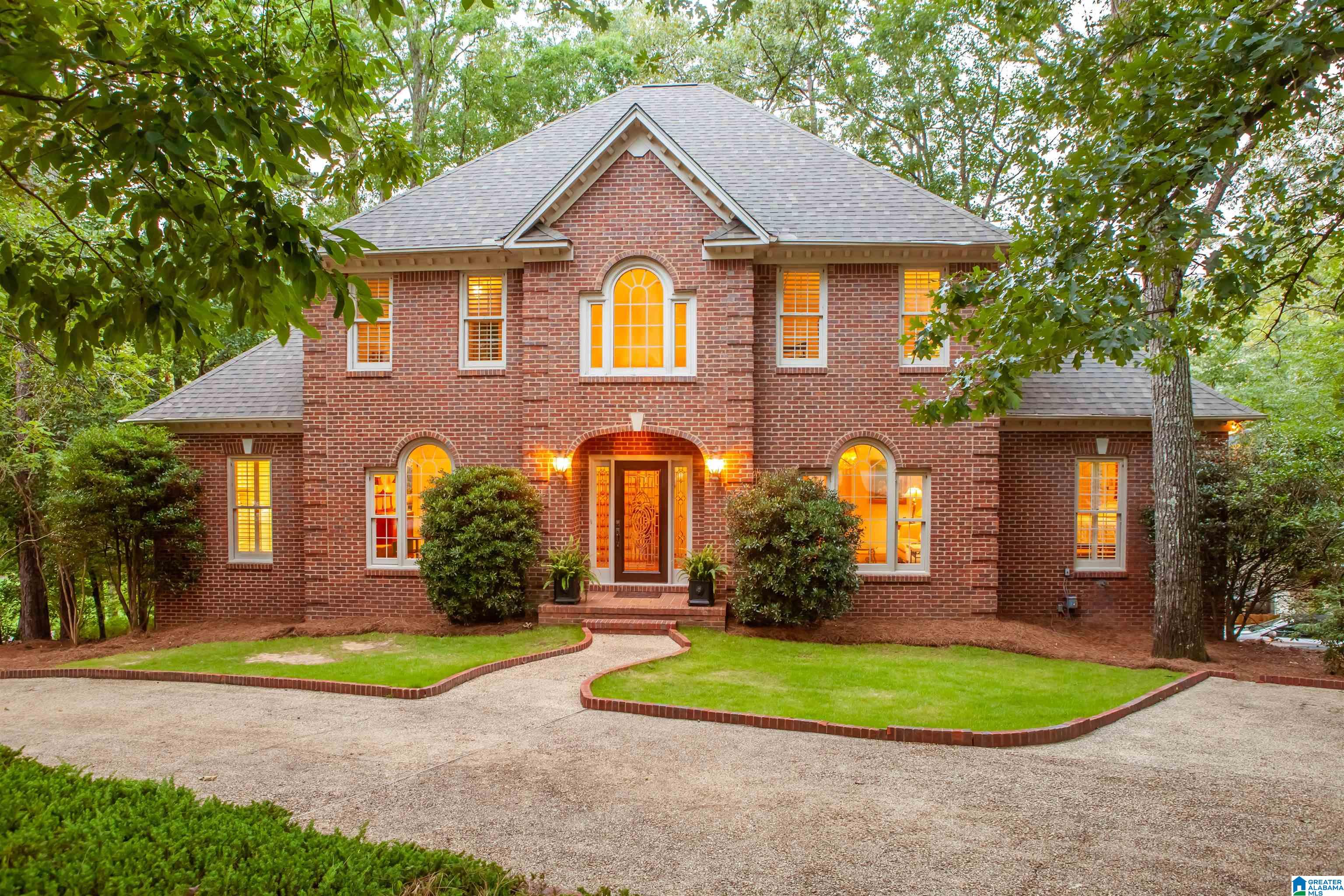2nd image of 2348 Country Ridge Dr, Vestavia, AL 35243 | MLS# 21462703