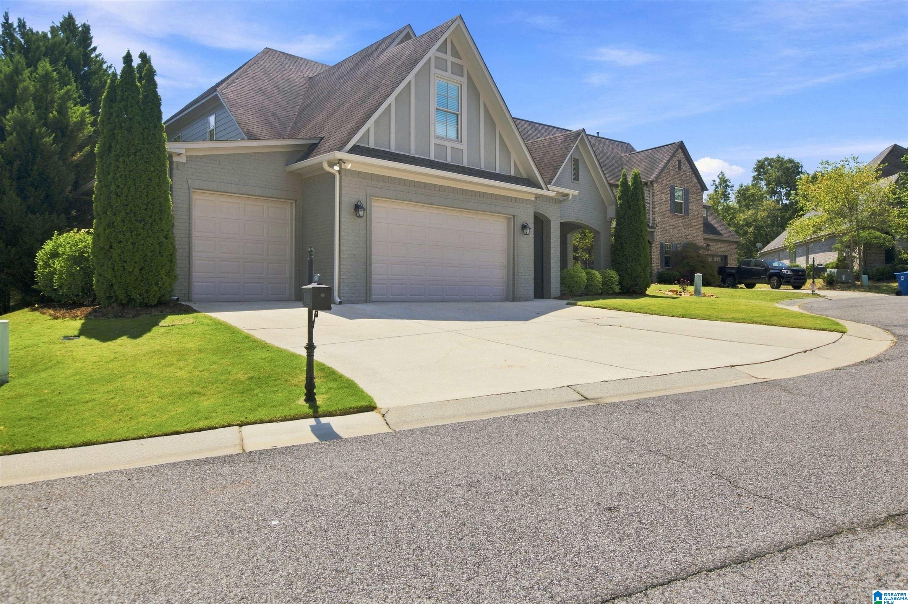 2nd image of 197 Lake Chelsea Dr, Chelsea, AL 35043 | MLS# 21462721