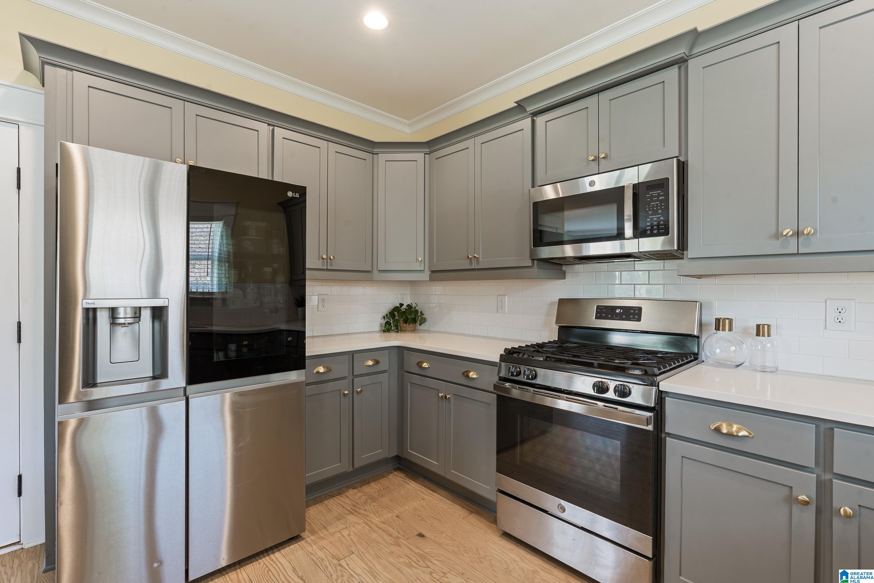 2nd image of 102 Grove Dr, Birmingham, AL 35211 | MLS# 21462741