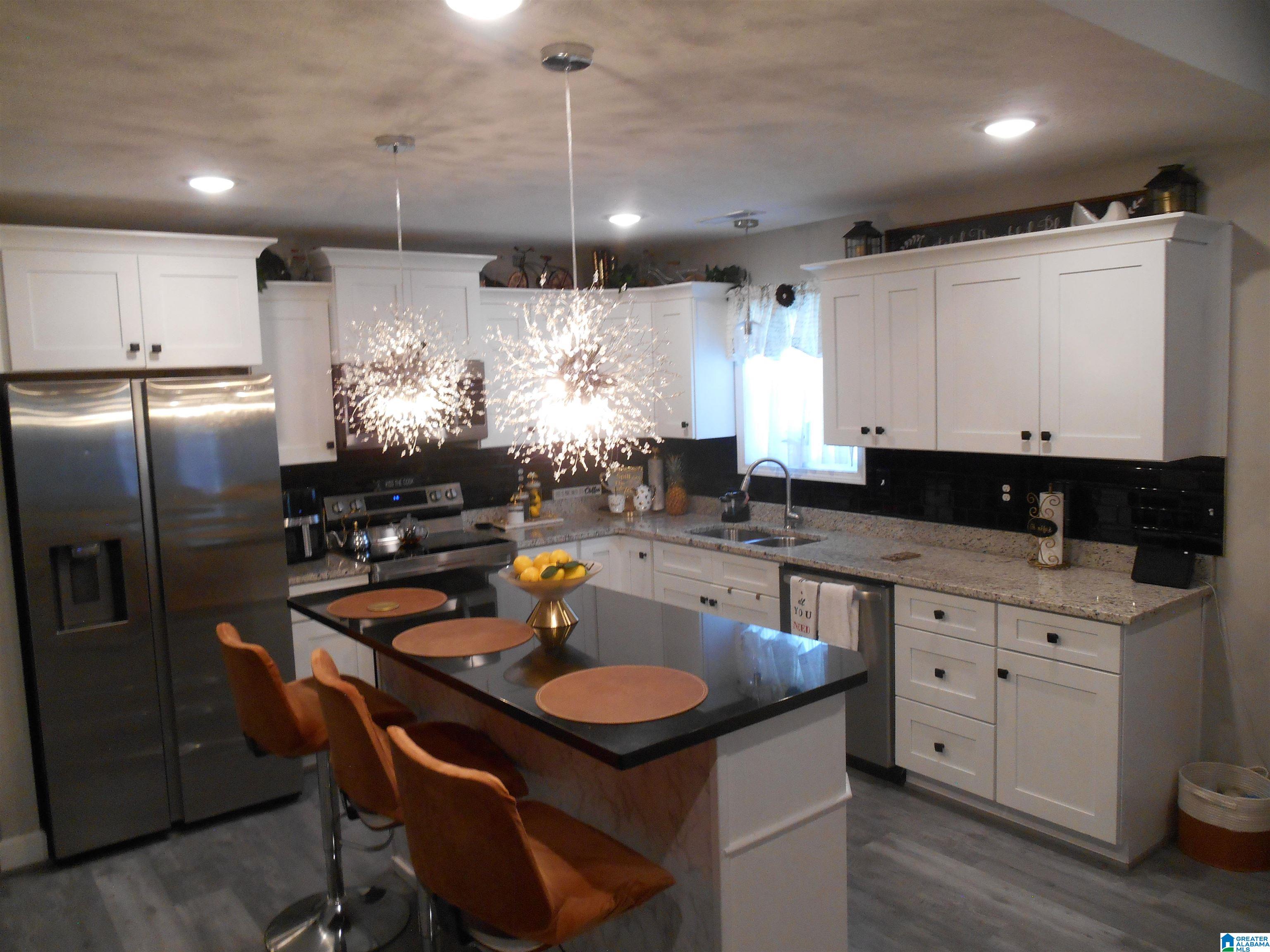 Photo 3 of Single family home for sale at 216 Mccullars Ln, Oxford, AL 36203 | MLS# 21462773 | Listing updated on 2026-08-26