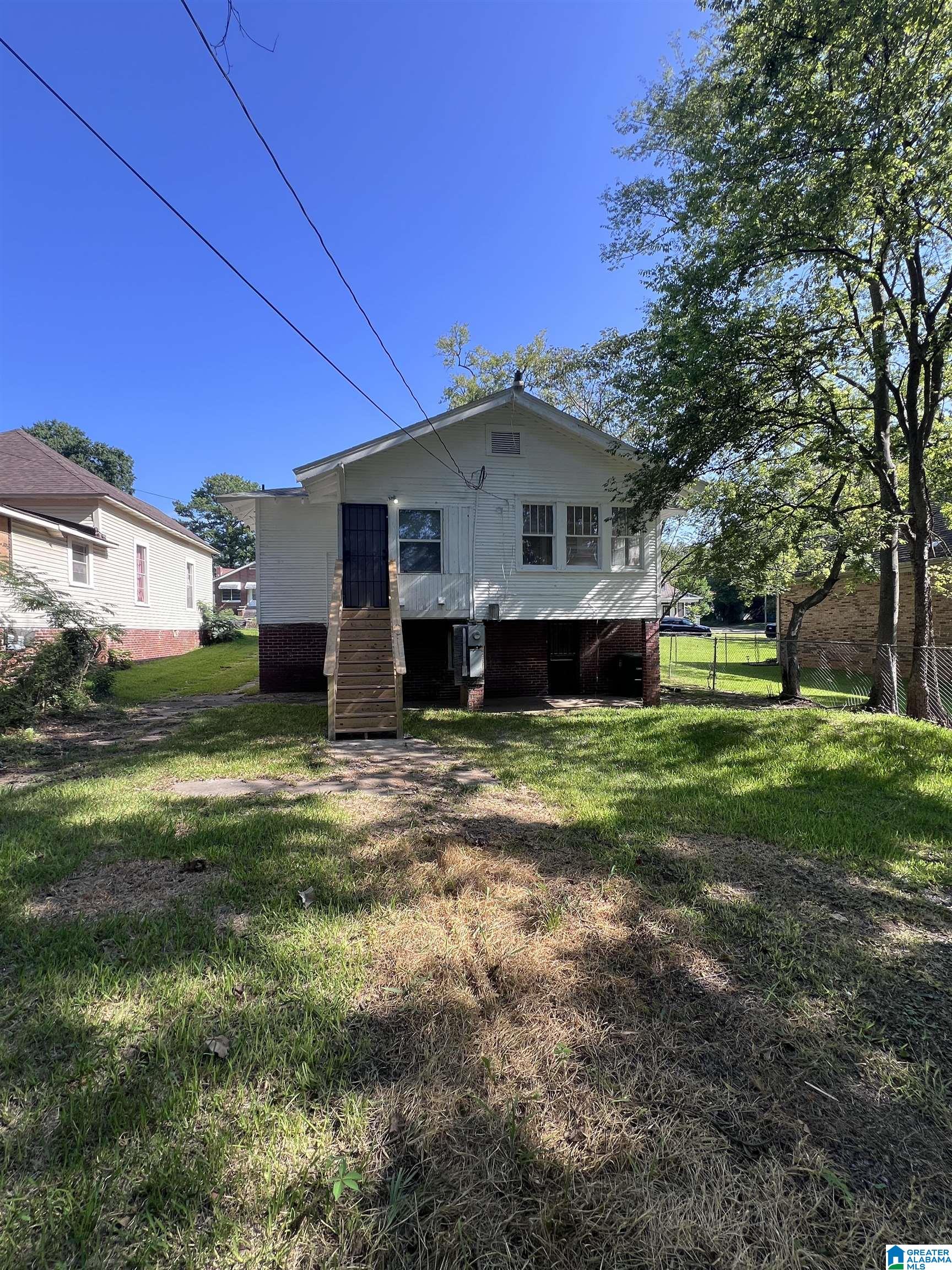 Photo 3 of Single family home for sale at 1313 4th Terrace W, Birmingham, AL 35208 | MLS# 21462797 | Listing updated on 2026-09-12