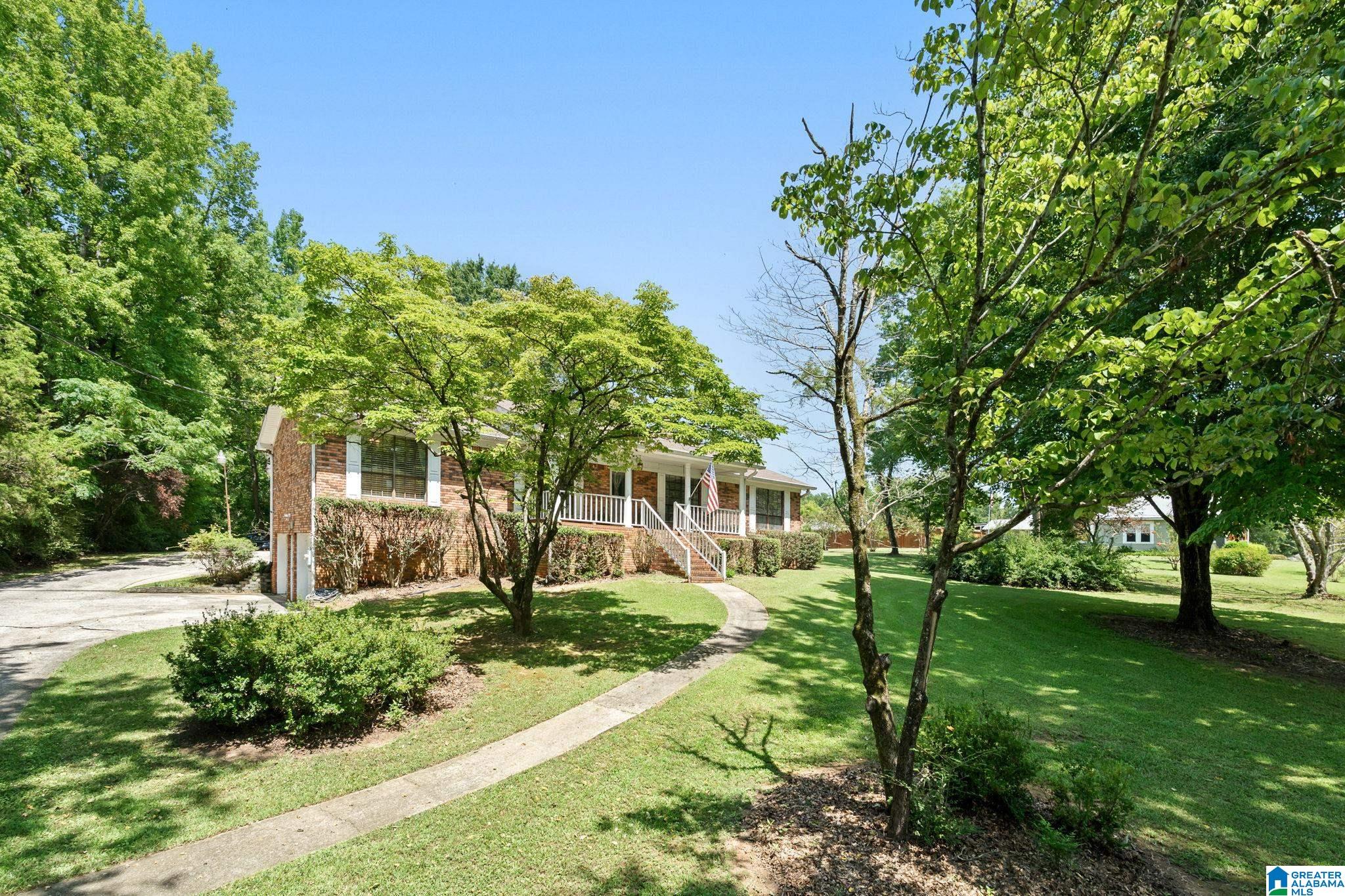 2nd image of 1747 Brookside Road, Mount Olive, AL 35117 | MLS# 21462802