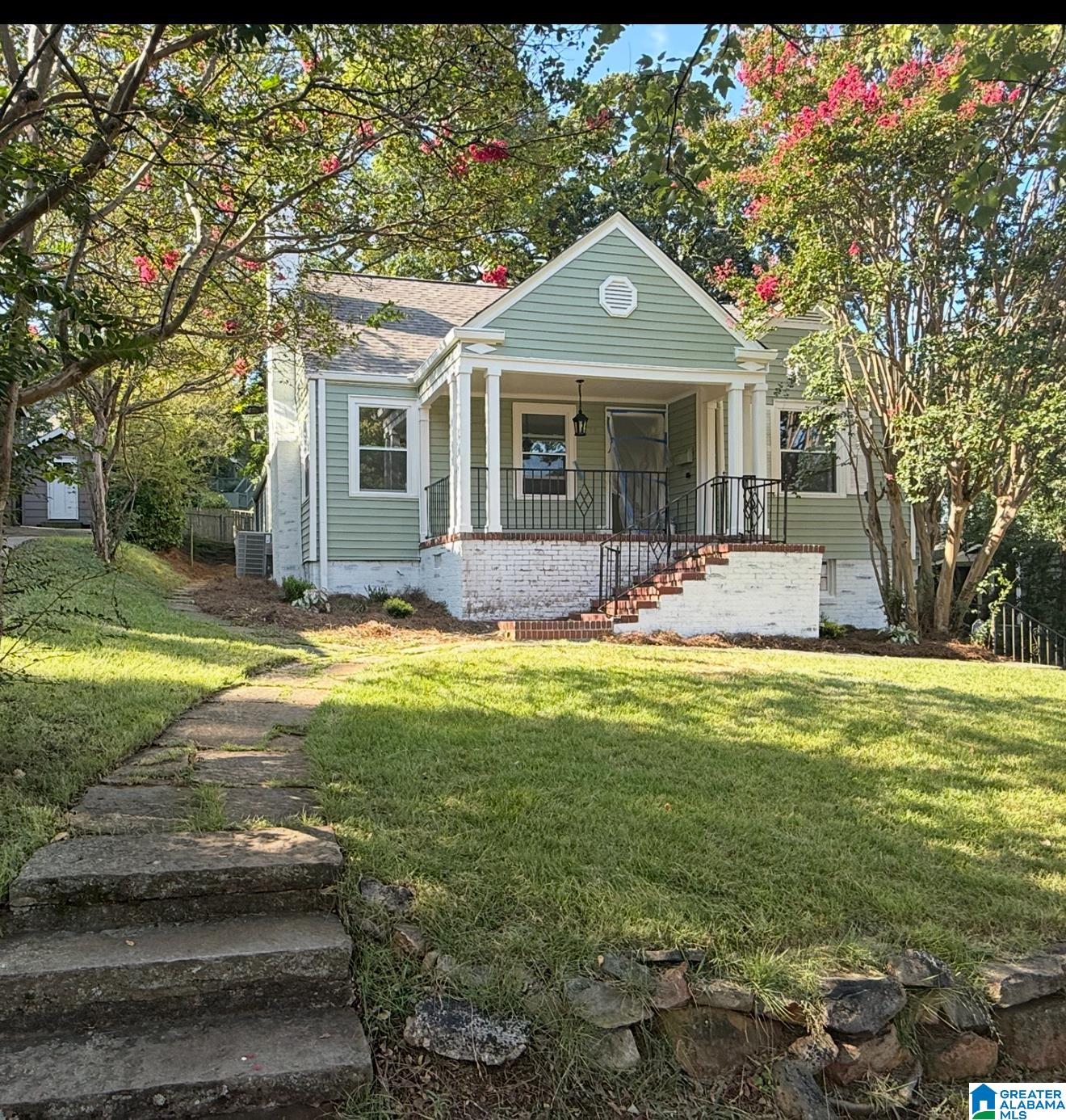 Photo 1 of Single family home for sale at 2709 Caldwell Avenue S, Birmingham, AL 35205 | MLS# 21462834 | Listing updated on 2026-09-12