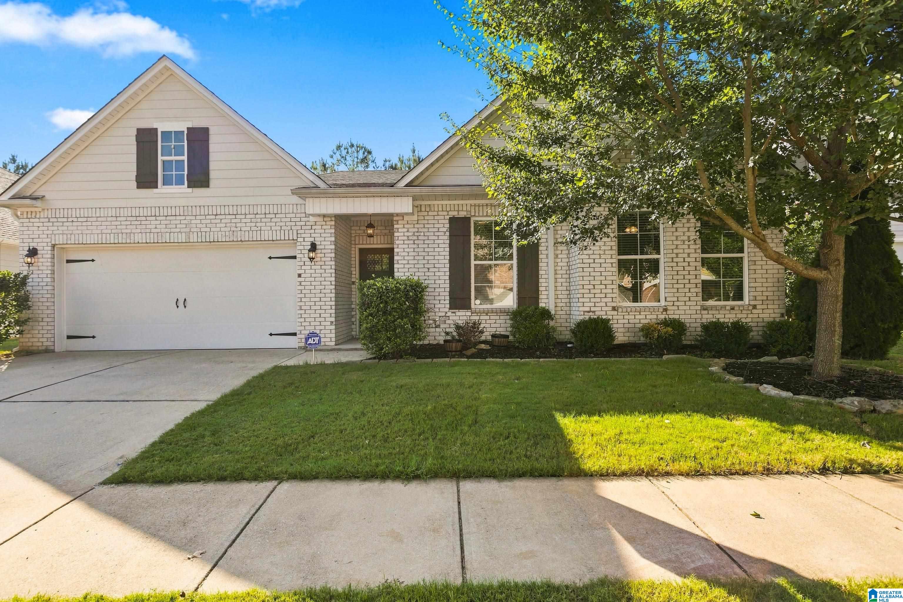 Photo 1 of Single family home for sale at 638 Chelsea Station Dr, Chelsea, AL 35043 | MLS# 21462839 | Listing updated on 2026-08-31