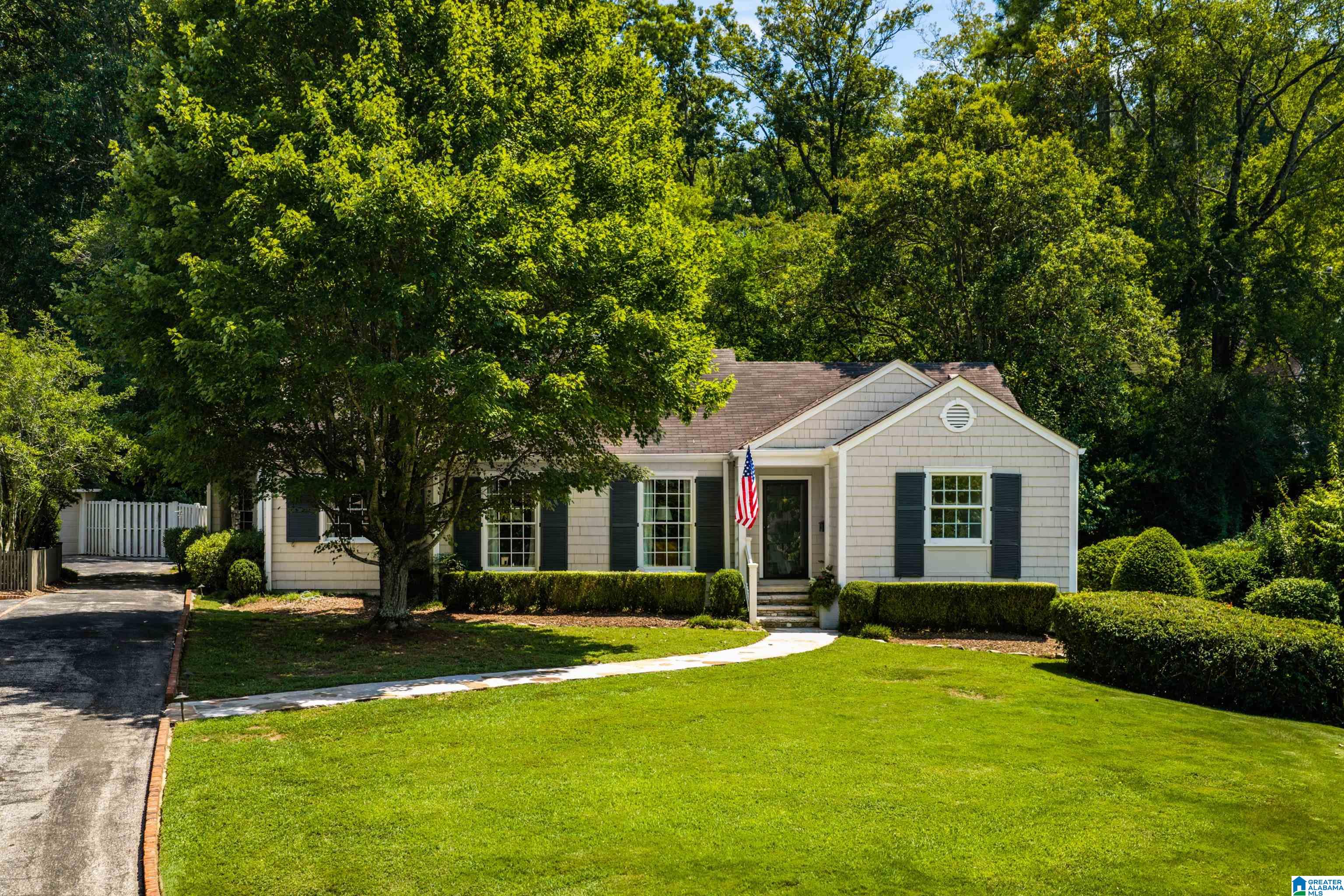 1st image of 3706 Mountain Park Circle, Mountain Brook, AL 35213 | MLS# 21462916