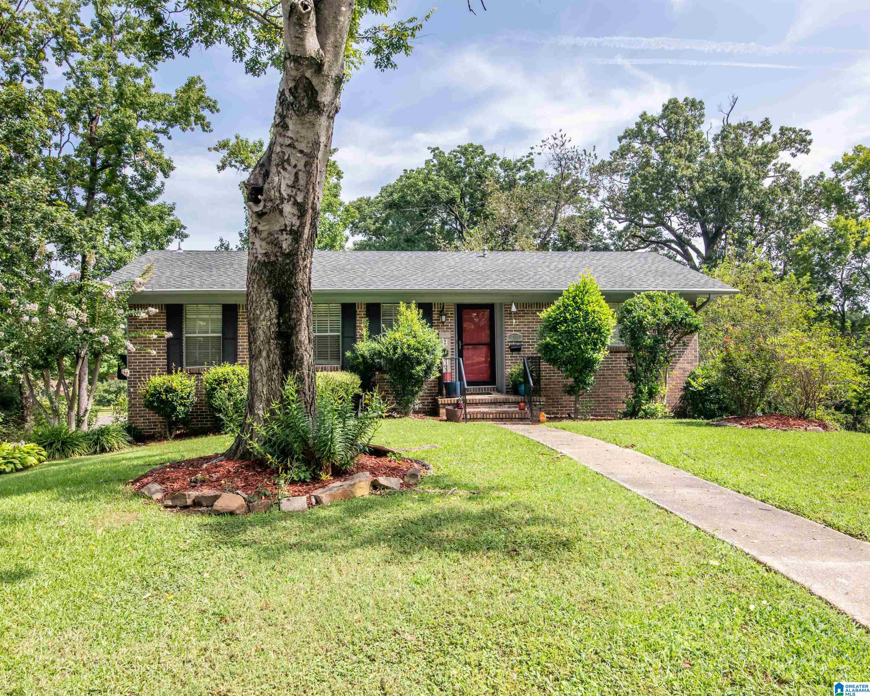 24th image of 709 Glen Ridge Dr, Fairfield, AL 35064 | MLS# 21462922