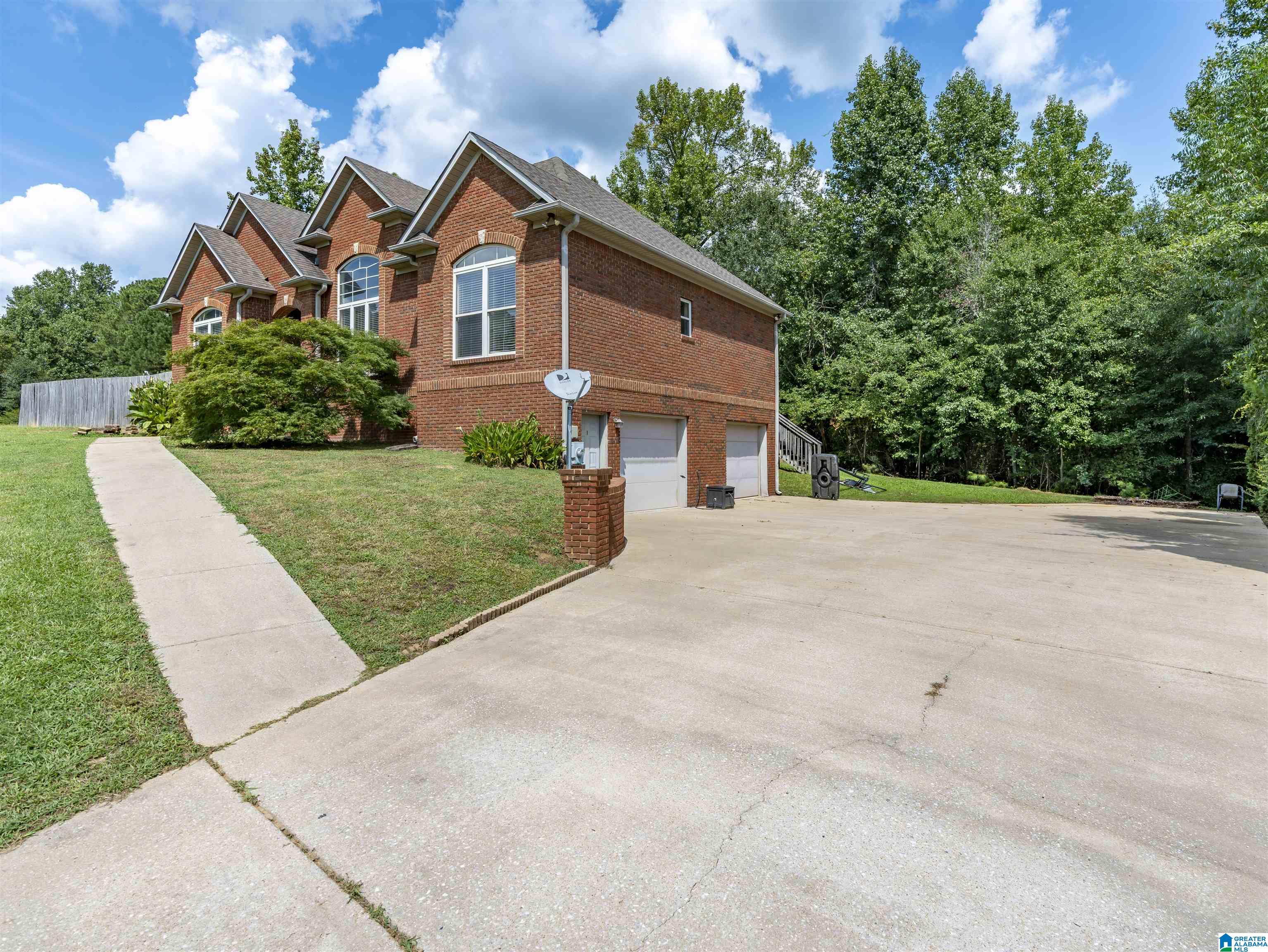 4th image of 810 Ridgefield Way, Odenville, AL 35120 | MLS# 21462925