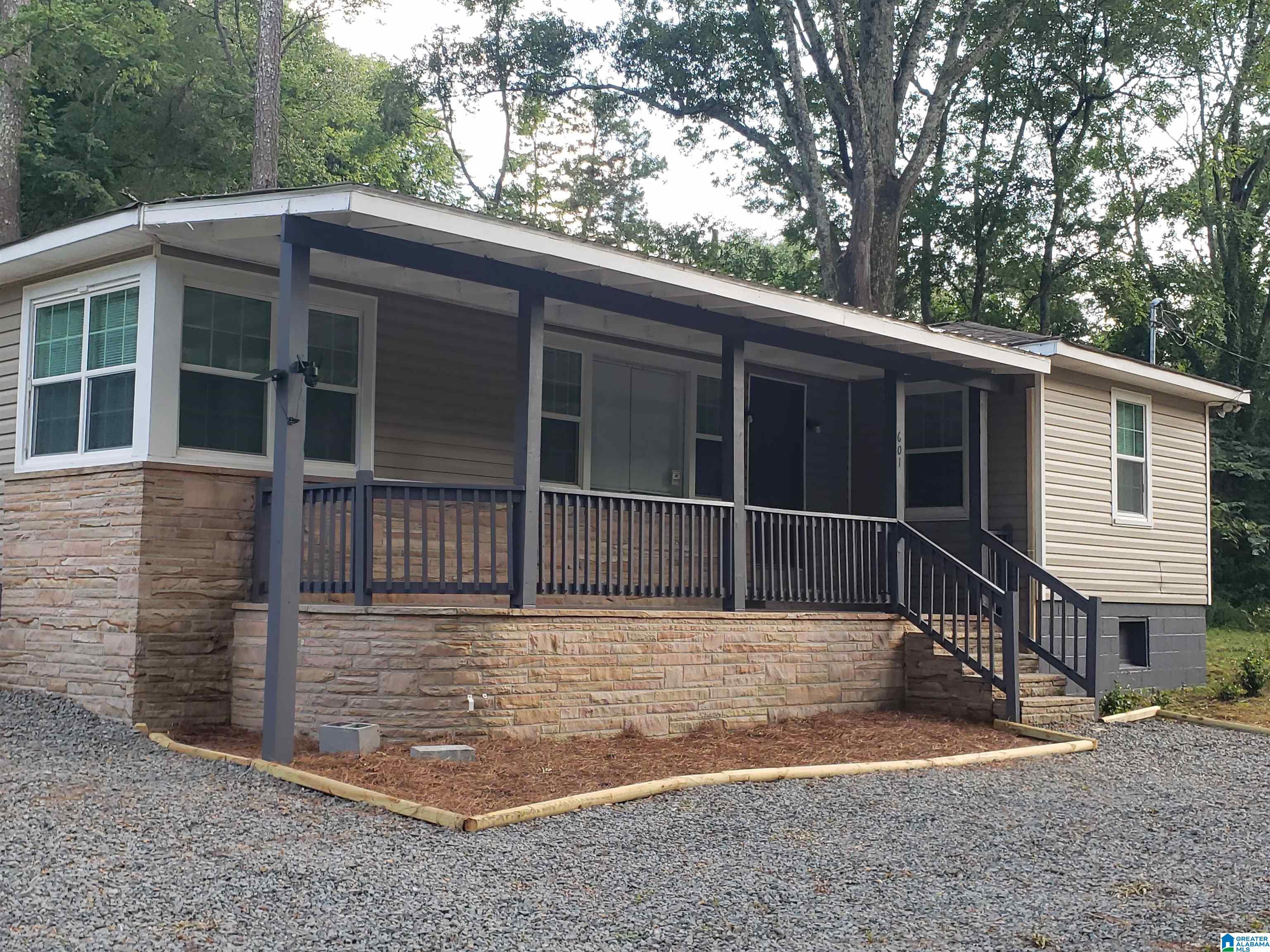 image of 601 23rd Avenue Ne, Center Point, AL 35215 | MLS# 21462939