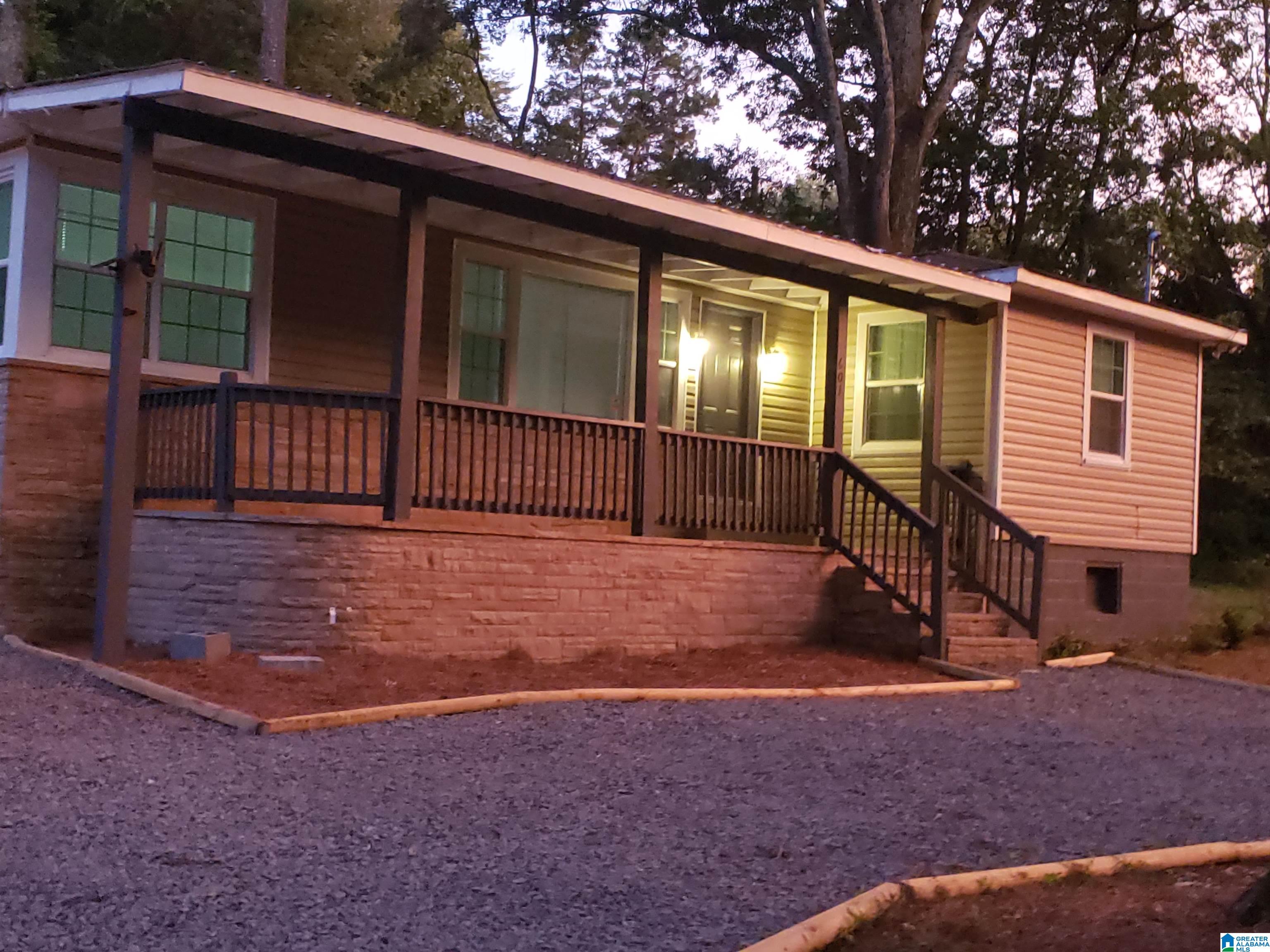 image of 601 23rd Avenue Ne, Center Point, AL 35215 | MLS# 21462939