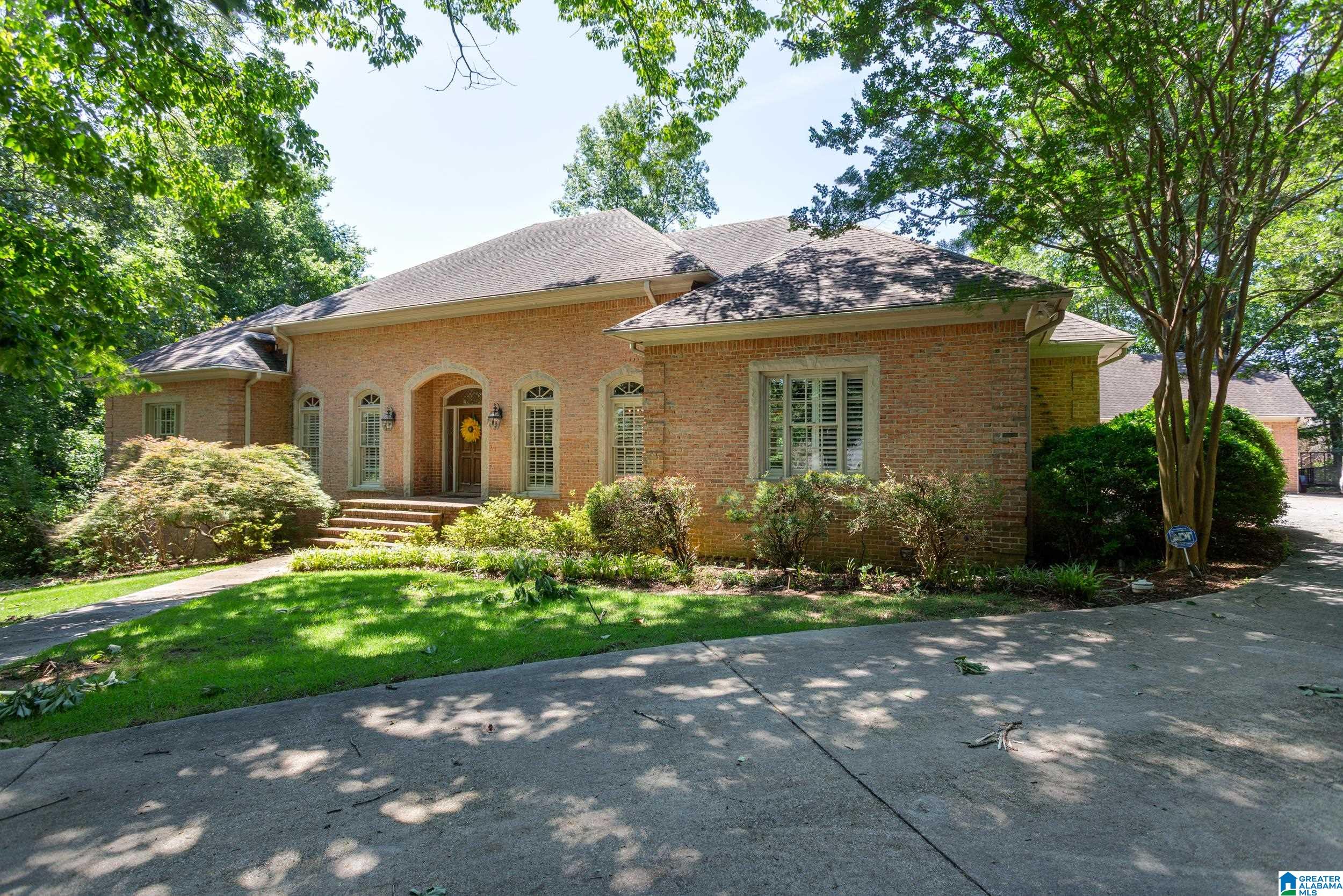 2nd image of 4905 Cold Harbor Dr, Mountain Brook, AL 35223 | MLS# 21462944