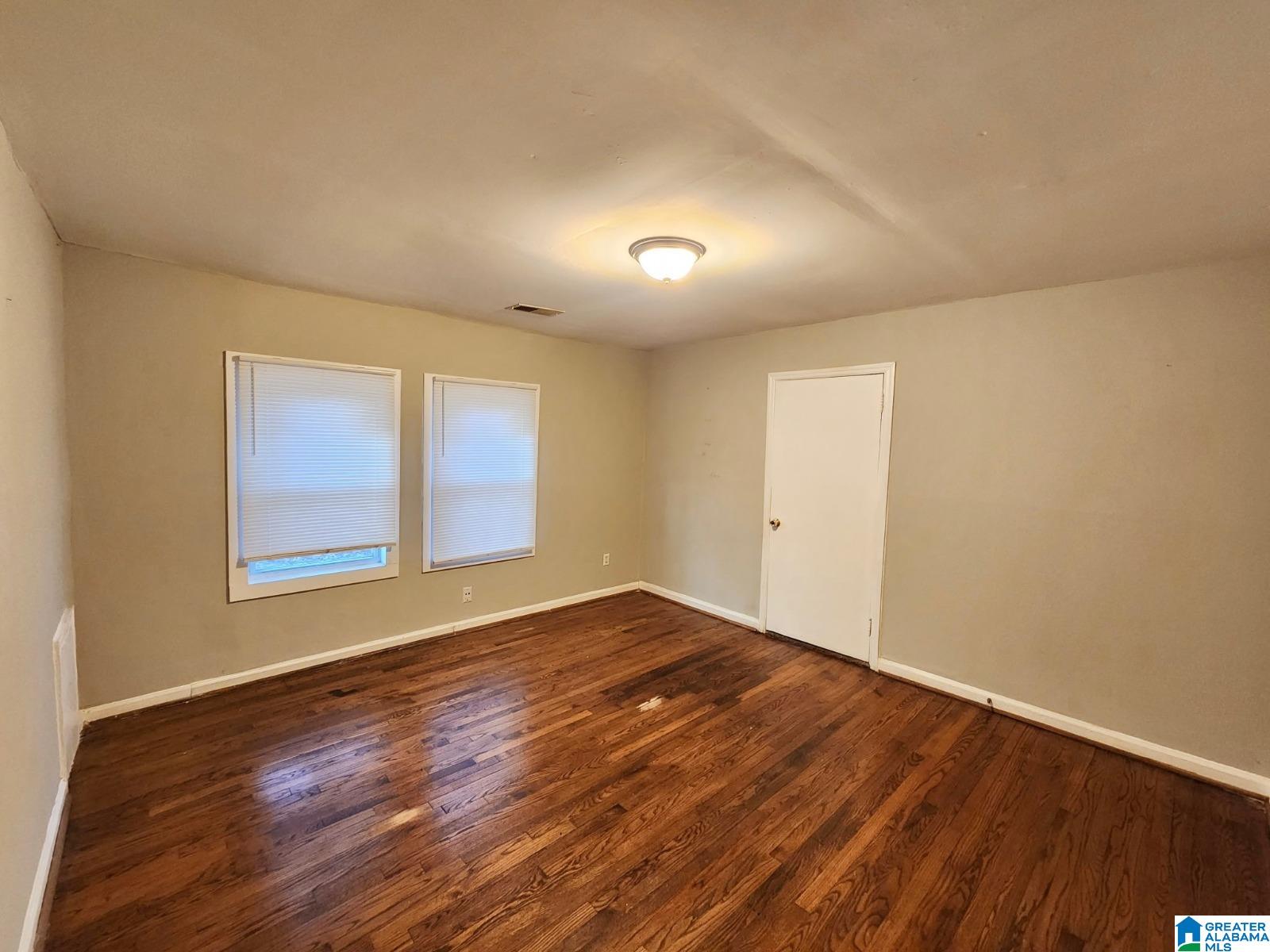 Photo 3 of Single family home for sale at 120 Roebuck Dr, Birmingham, AL 35215 | MLS# 21462945 | Listing updated on 2026-08-24