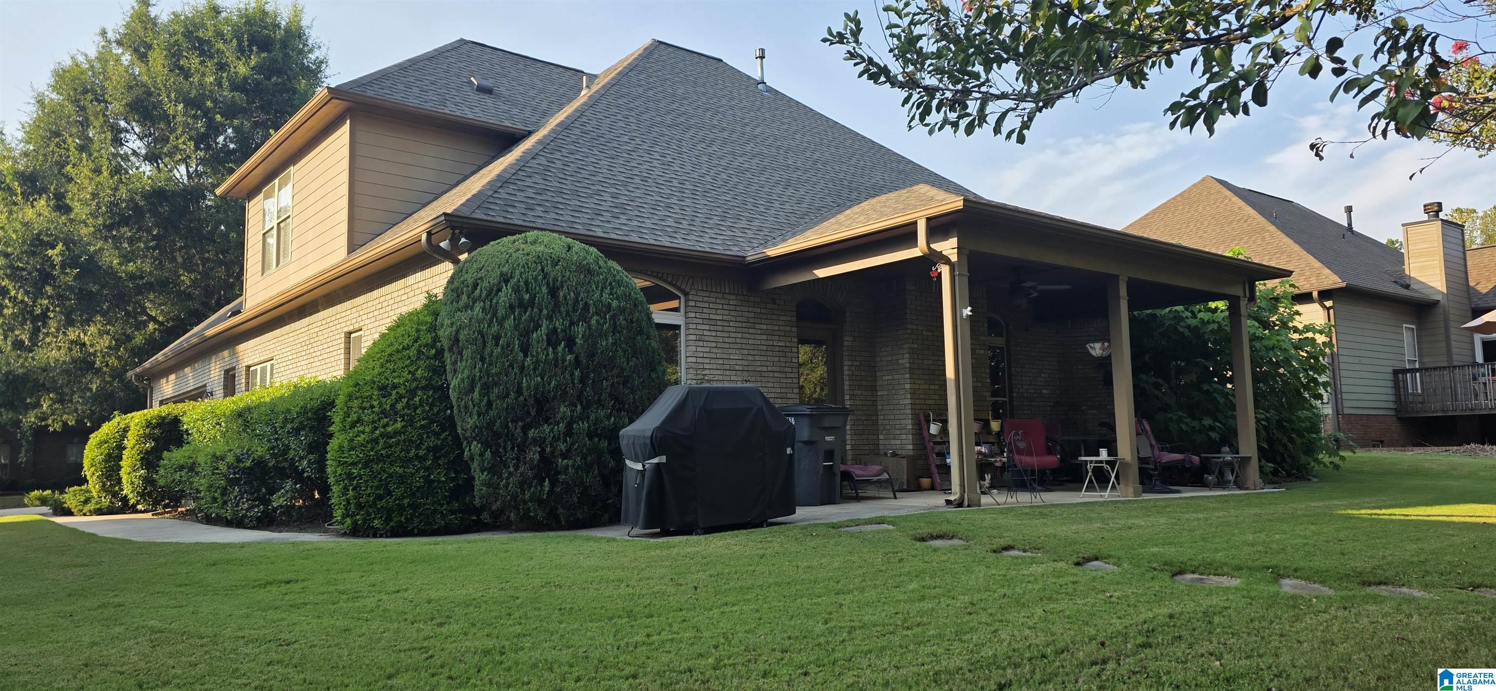 Photo 3 of Sale Pending at 549 Park Lake Lane, Helena, AL 35080 | MLS# 21462949 | Listing updated on 2026-08-24