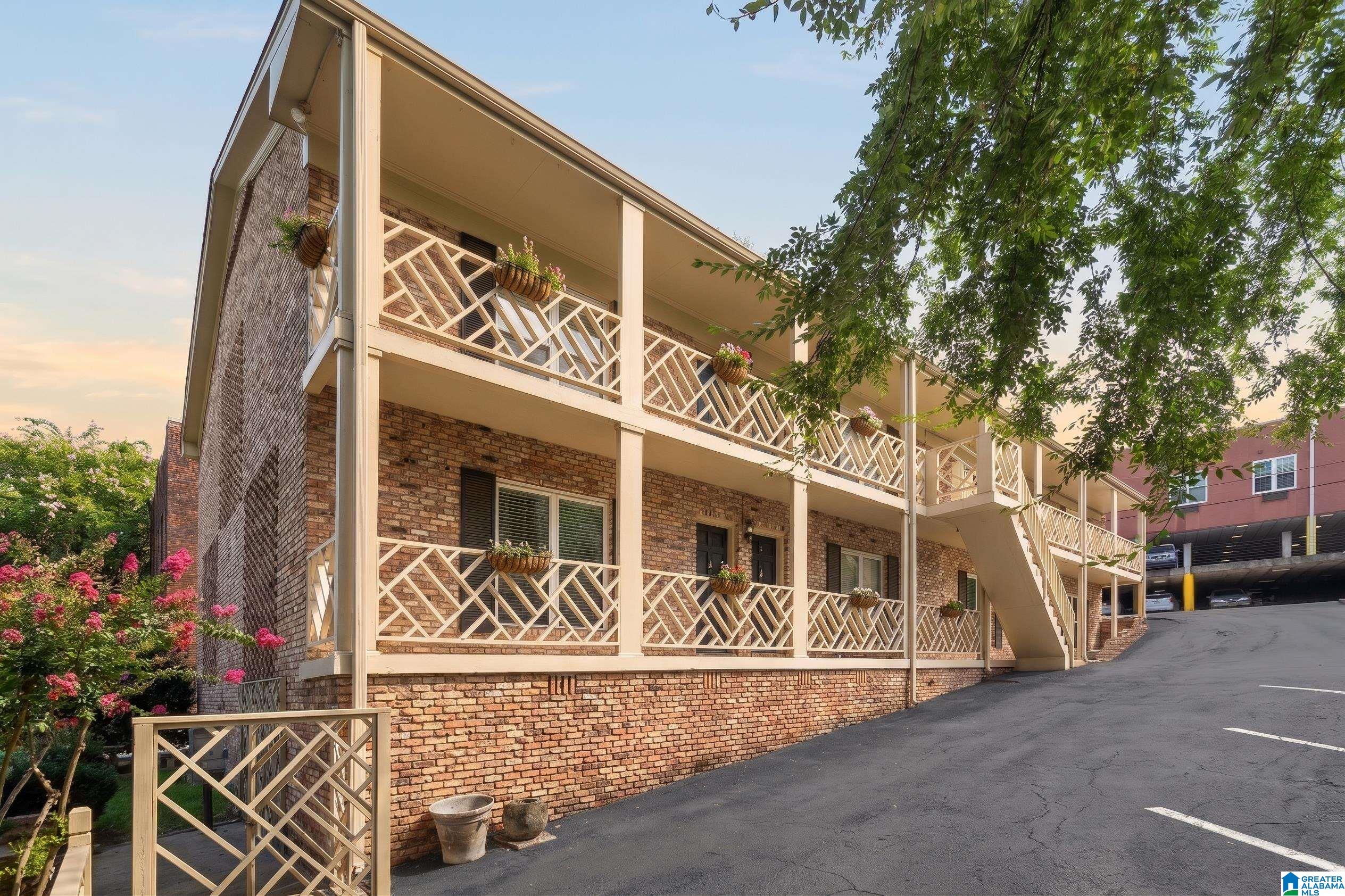 2nd image of 2825 Highland Avenue S #7, Birmingham, AL 35205 | MLS# 21462971