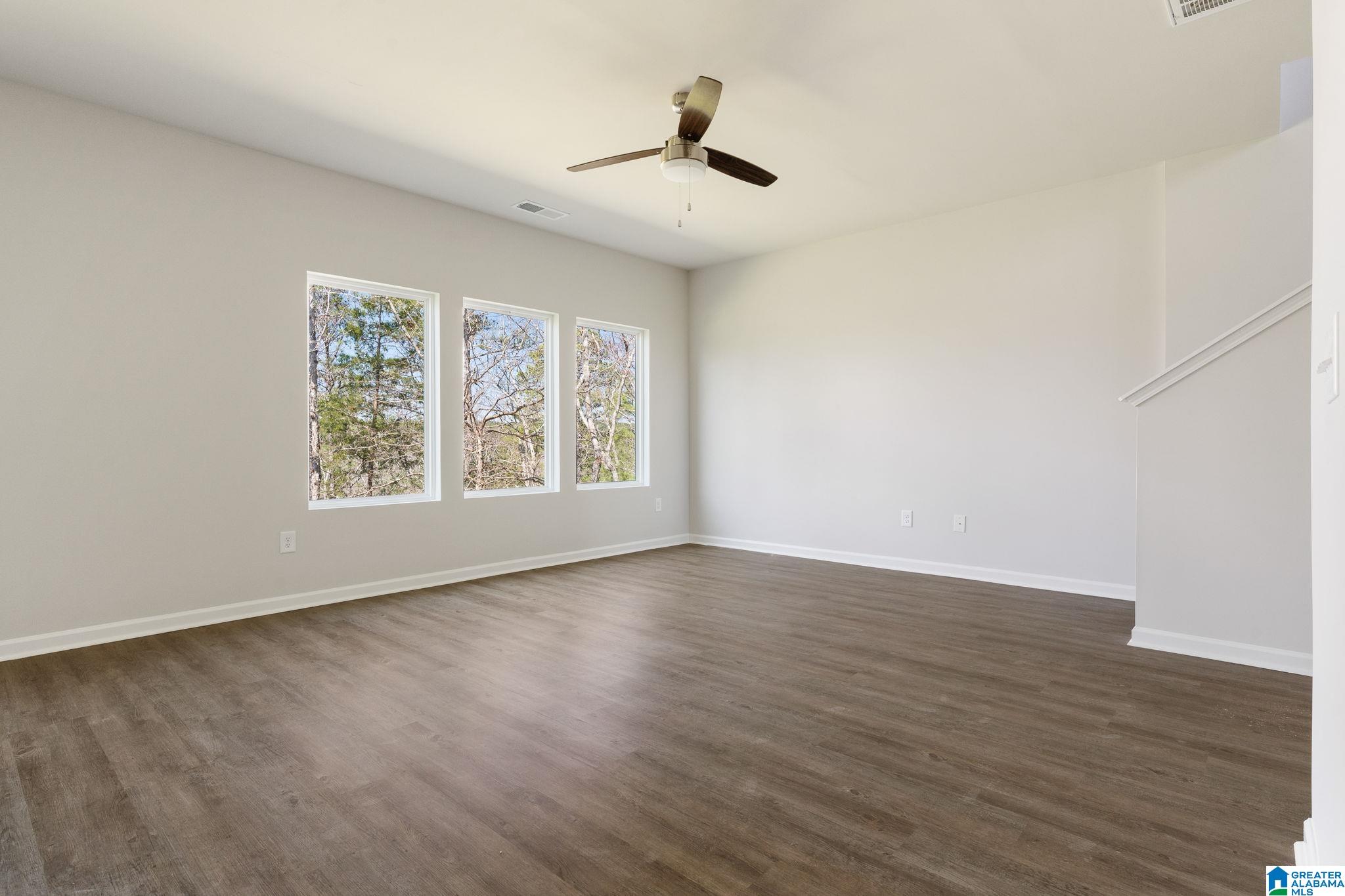 5th image of 375 Jemison Trails Dr, Jemison, AL 35085 | MLS# 21462974
