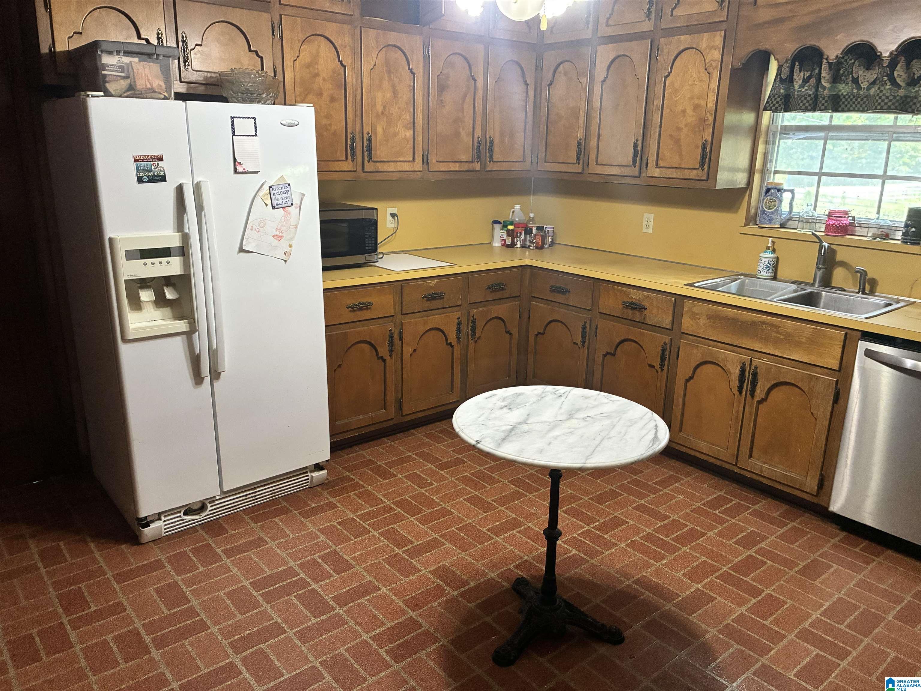 Photo 3 of Single family home for sale at 5060 Pleasant Hill Road, Bessemer, AL 35022 | MLS# 21462987 | Listing updated on 2026-09-14
