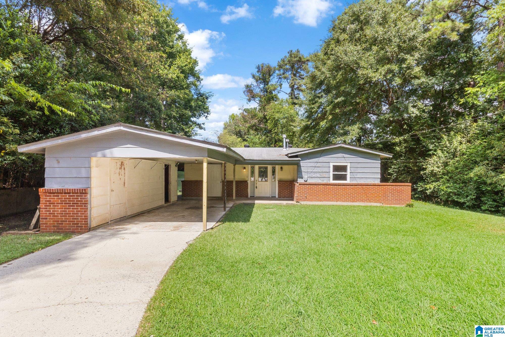 2nd image of 2160 Larchmont Circle, Hoover, AL 35216 | MLS# 21462990