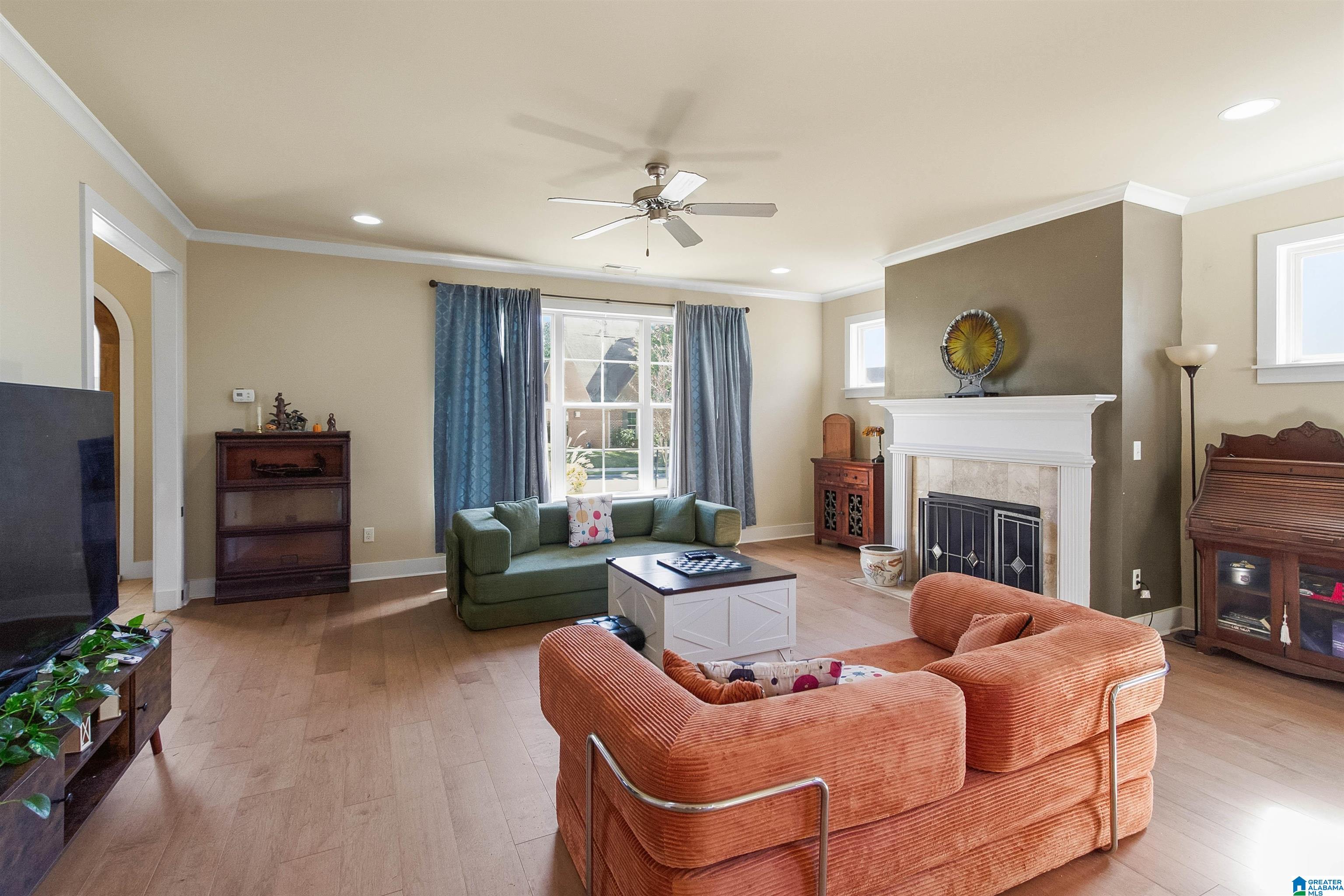 Photo 3 of Single family home for sale at 1056 Evan Circle, Chelsea, AL 35043 | MLS# 21463020 | Listing updated on 2026-10-20