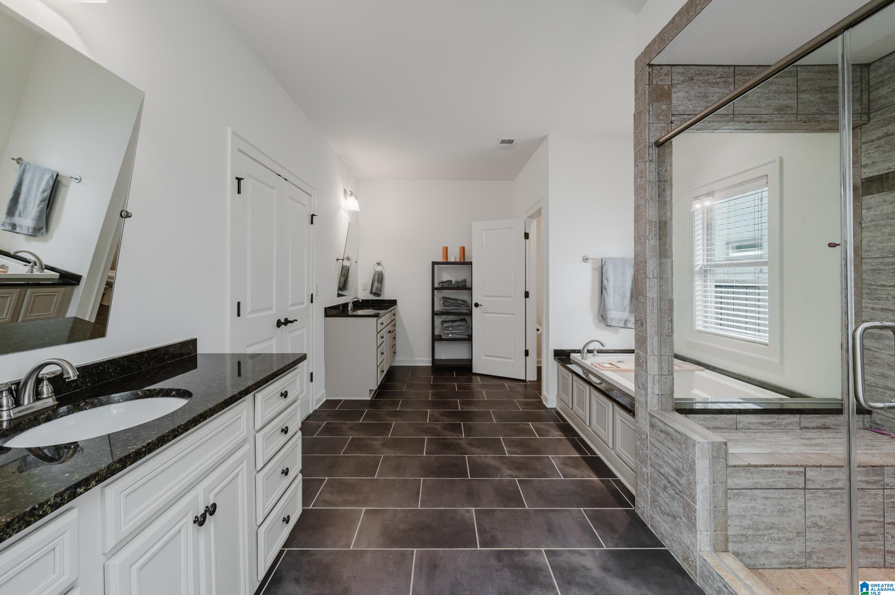 5th image of 4355 Abbotts Way, Hoover, AL 35226 | MLS# 21463023