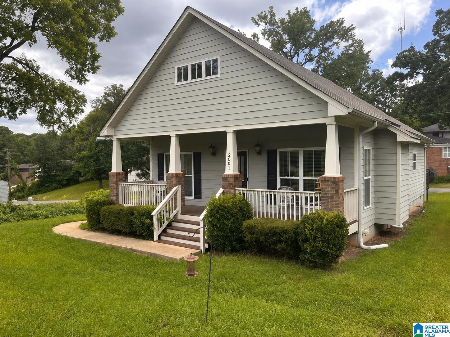Photo 1 of Single family home for sale at 2001 4th Pl S, Birmingham, AL 35205 | MLS# 21463066 | Listing updated on 2026-09-16