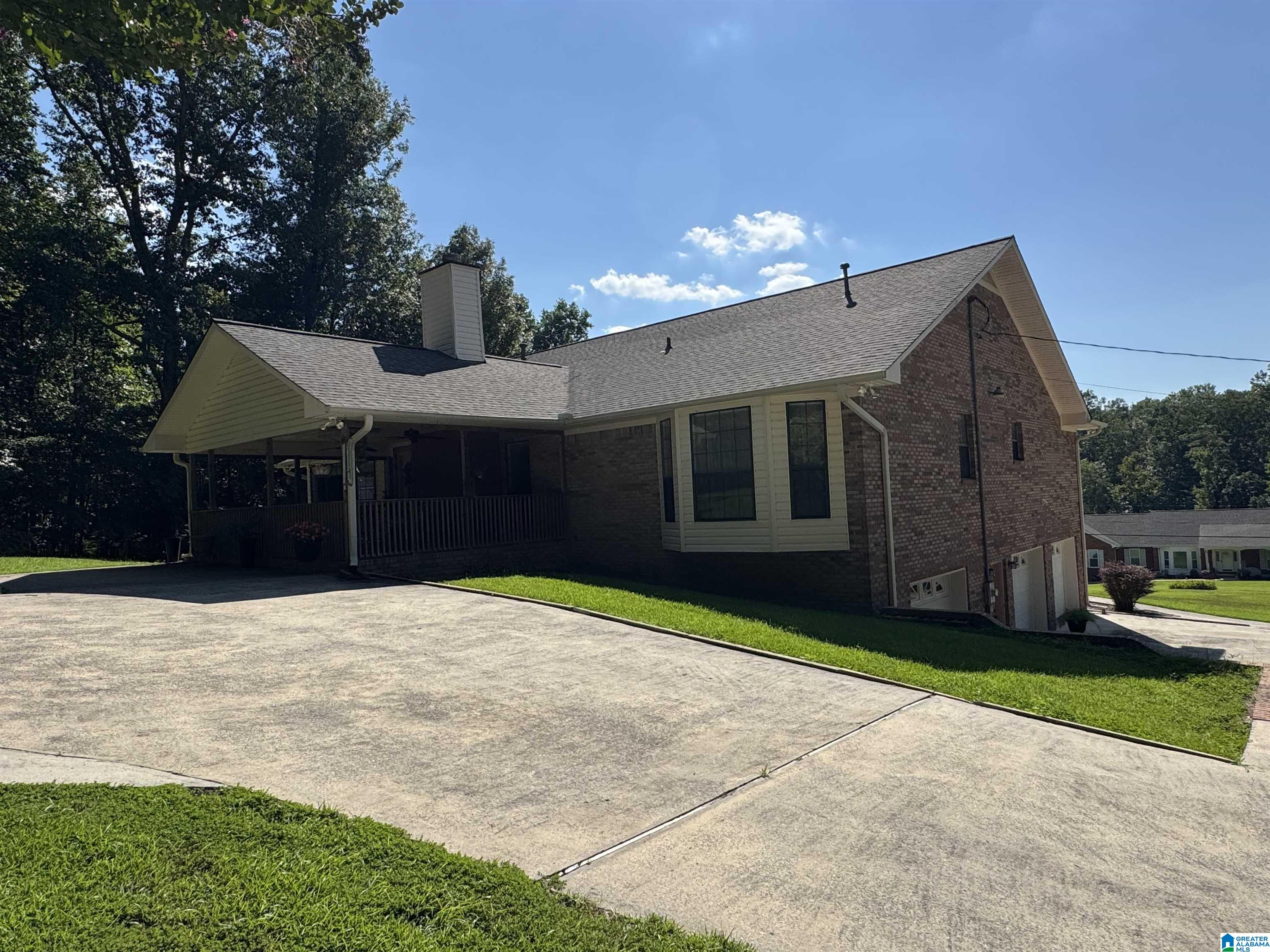 Photo 3 of Sale Pending at 250 Crosshill Lane, Warrior, AL 35180 | MLS# 21463078 | Listing updated on 2026-09-04