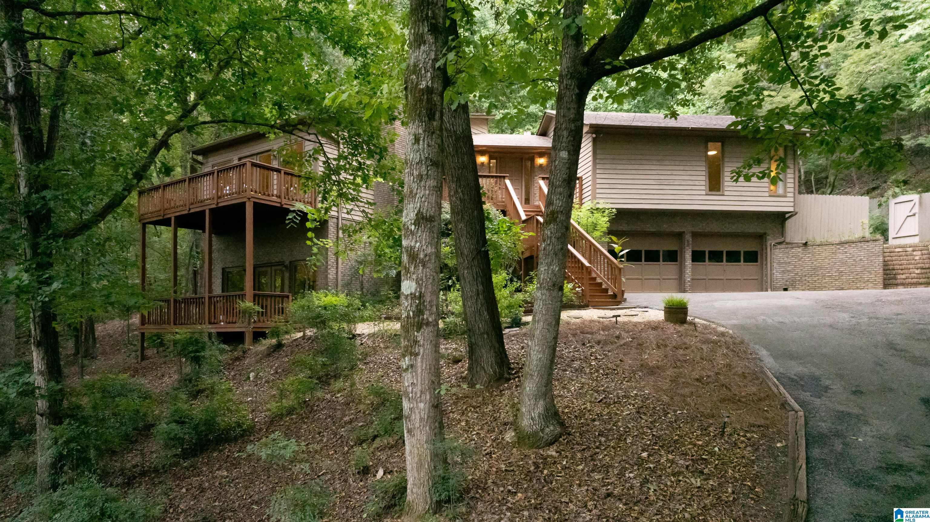 Photo 1 of Single family home for sale at 2301 Mountain Run, Birmingham, AL 35244 | MLS# 21463081 | Listing updated on 2026-10-20