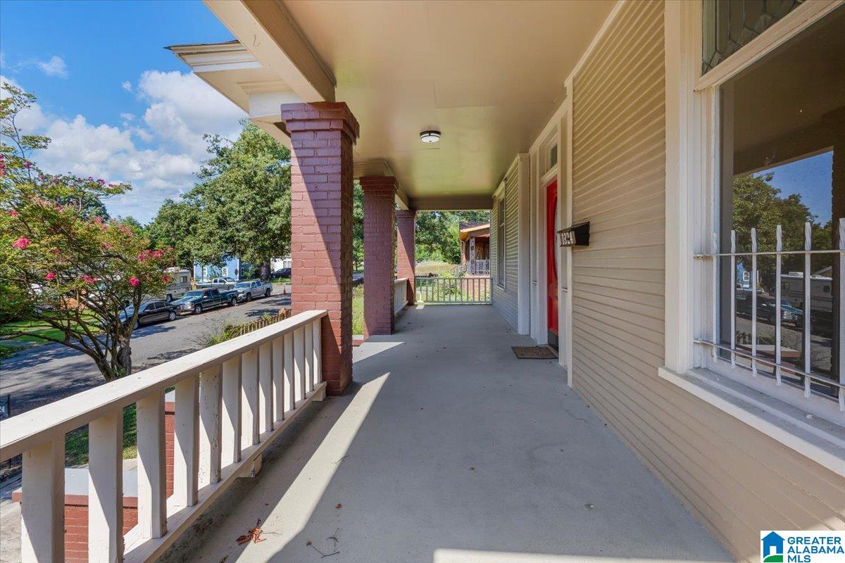 3rd image of 1324 4Th Avenue W, Birmingham, AL 35208 | MLS# 21463083