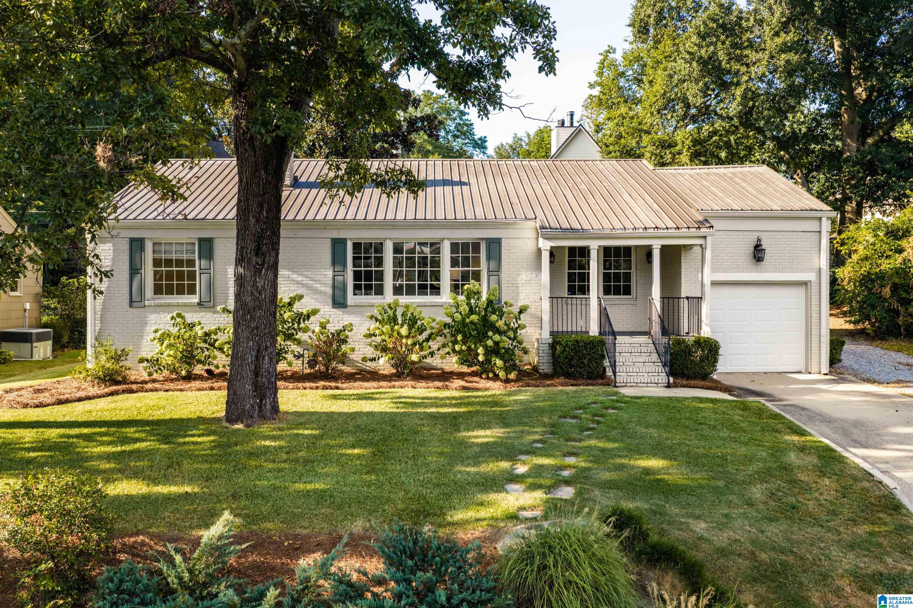 Photo 3 of Single family home for sale at 44 Edgehill Road, Homewood, AL 35209 | MLS# 21463100 | Listing updated on 2026-08-31