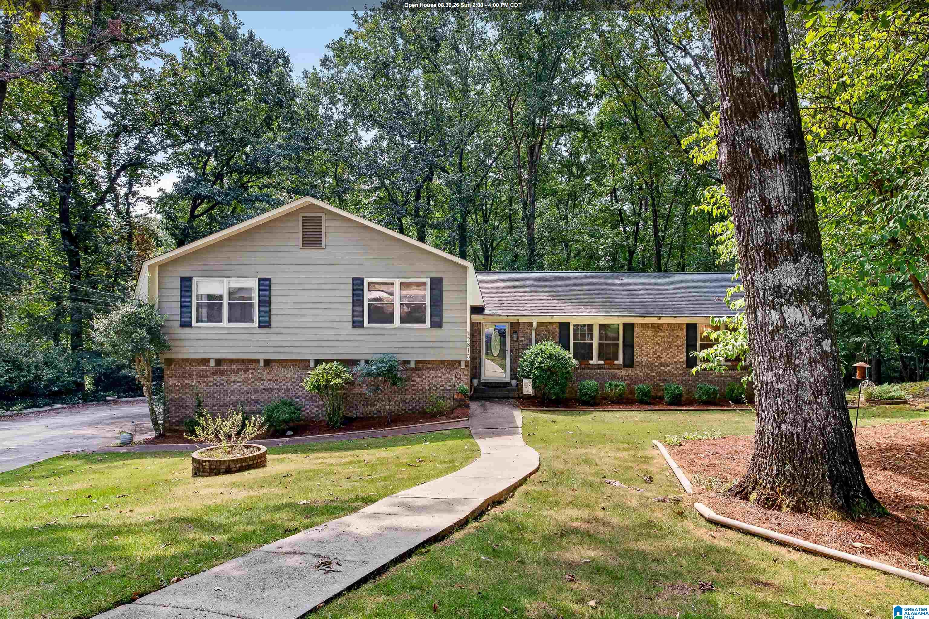 1st image of 2813 Altadena South Way, Hoover, AL 35244 | MLS# 21463103