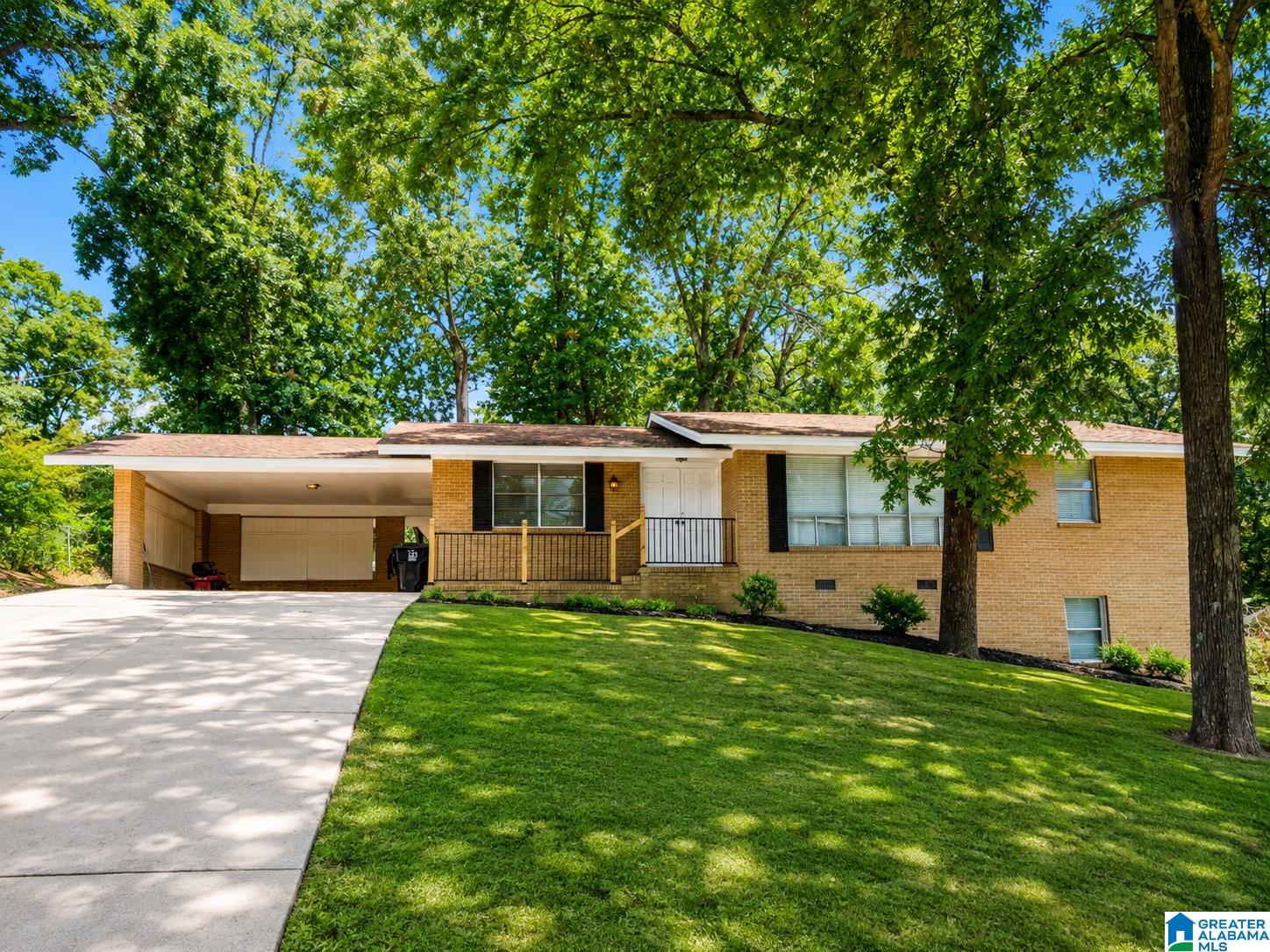 1st image of 3909 Sherwood Avenue, Anniston, AL 36207 | MLS# 21463110
