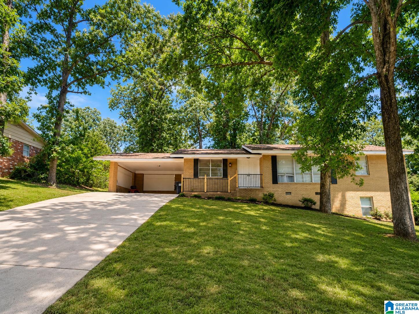 2nd image of 3909 Sherwood Avenue, Anniston, AL 36207 | MLS# 21463110