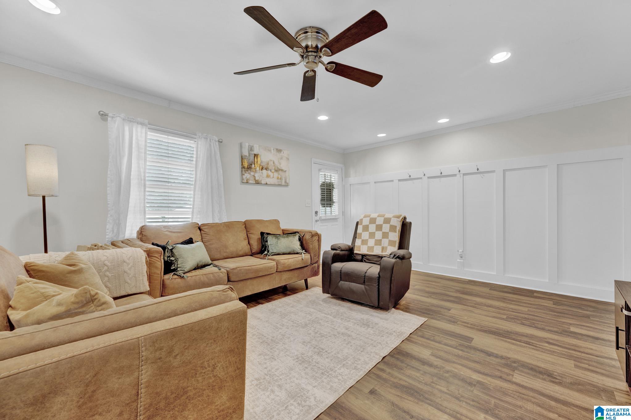 3rd image of 3033 Watts Dr, Gardendale, AL 35071 | MLS# 21463131