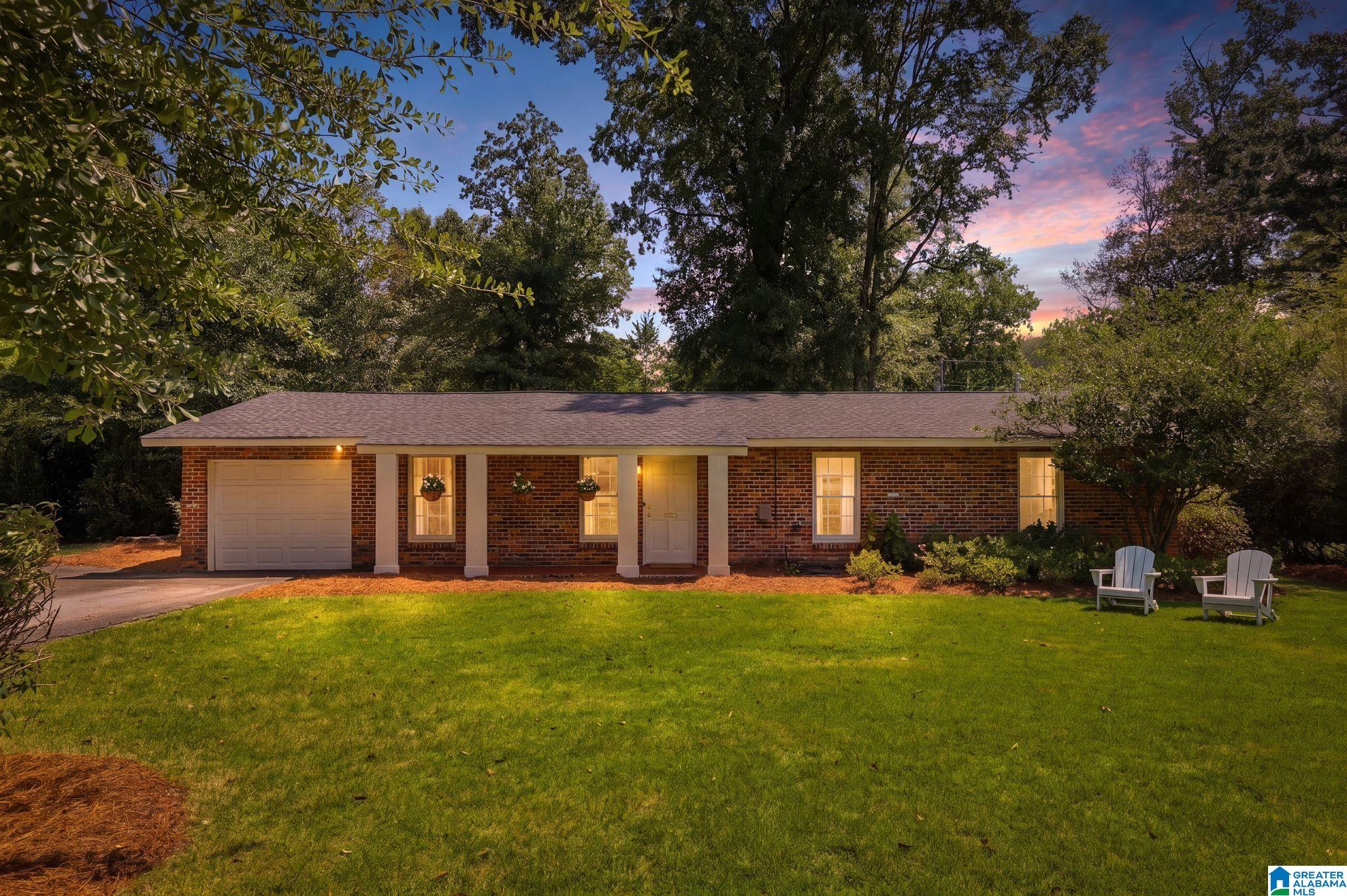 40th image of 4044 Meadowview Circle, Vestavia Hills, AL 35243 | MLS# 21463150
