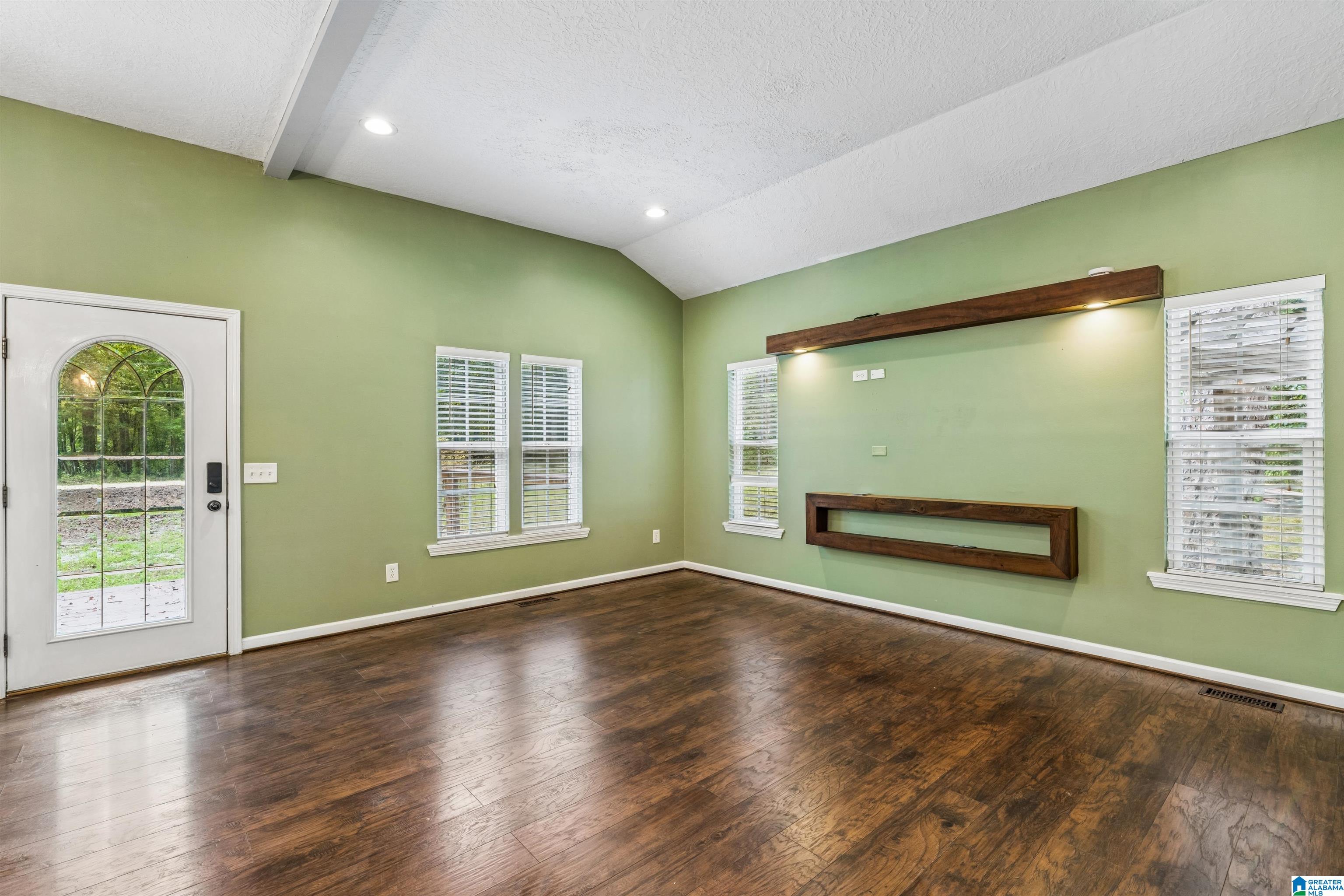 2nd image of 322 Stratford Road, Talladega, AL 35160 | MLS# 21463153