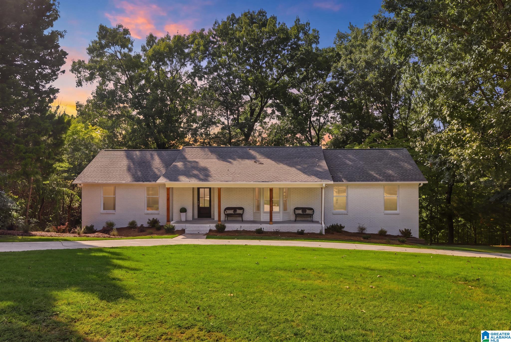 Photo 1 of Single family home for sale at 1078 Crest Road, Leeds, AL 35094 | MLS# 21463170 | Listing updated on 2026-09-14