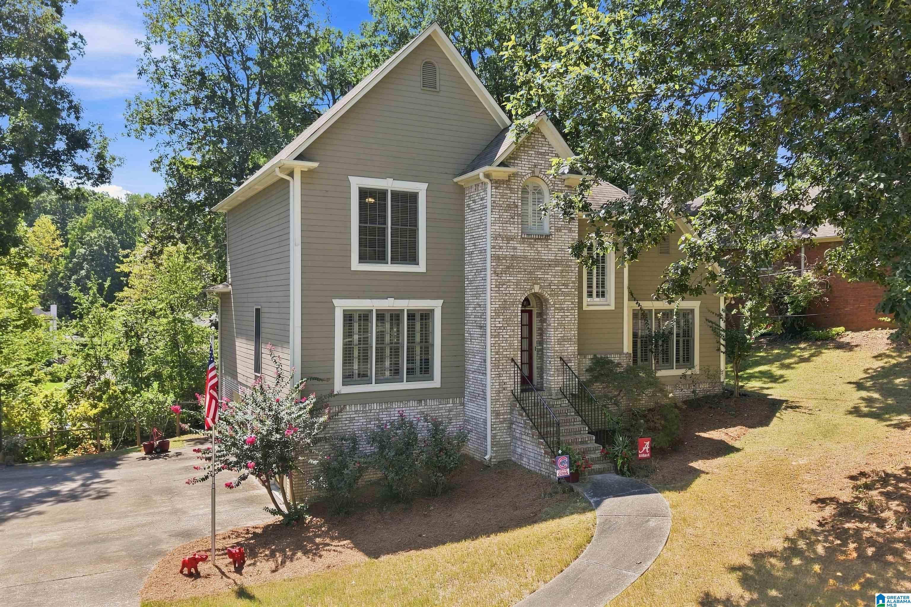 1st image of 1913 Valewood Circle, Hoover, AL 35244 | MLS# 21463171