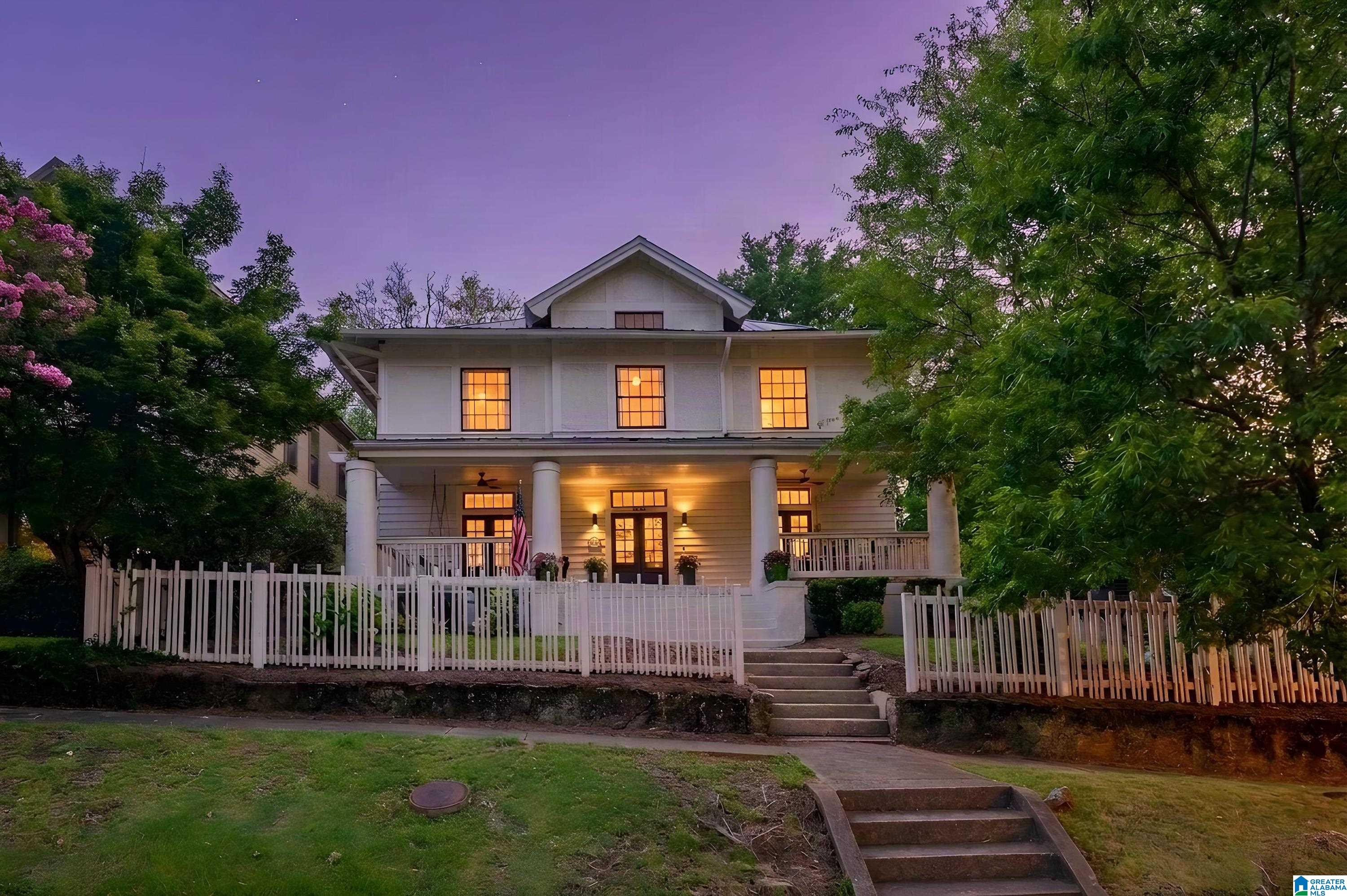 1st image of 3801 6th Avenue S, Birmingham, AL 35222 | MLS# 21463172