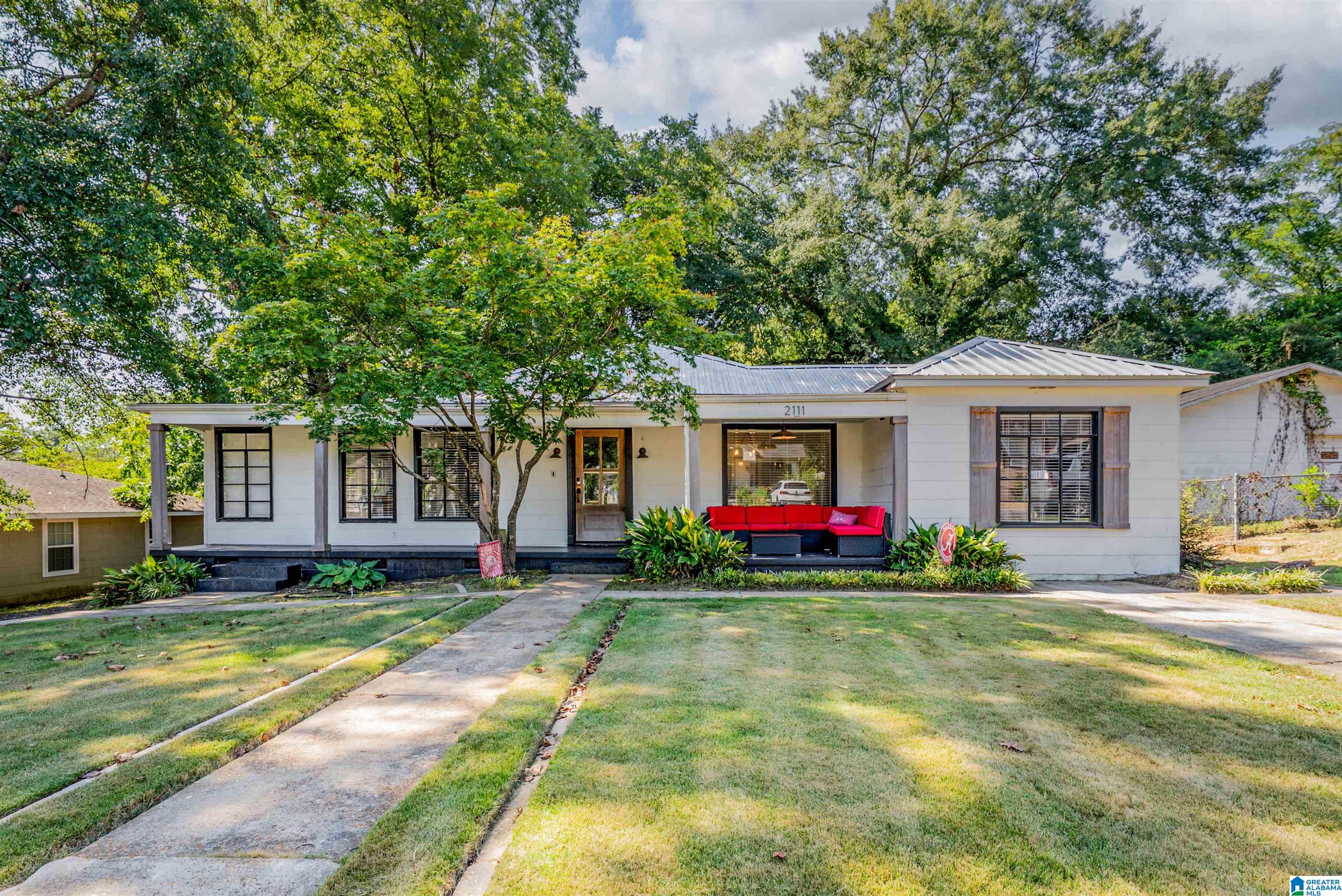 Photo 1 of Single family home for sale at 2111 23rd Street, Northport, AL 35476 | MLS# 21463193 | Listing updated on 2026-09-25