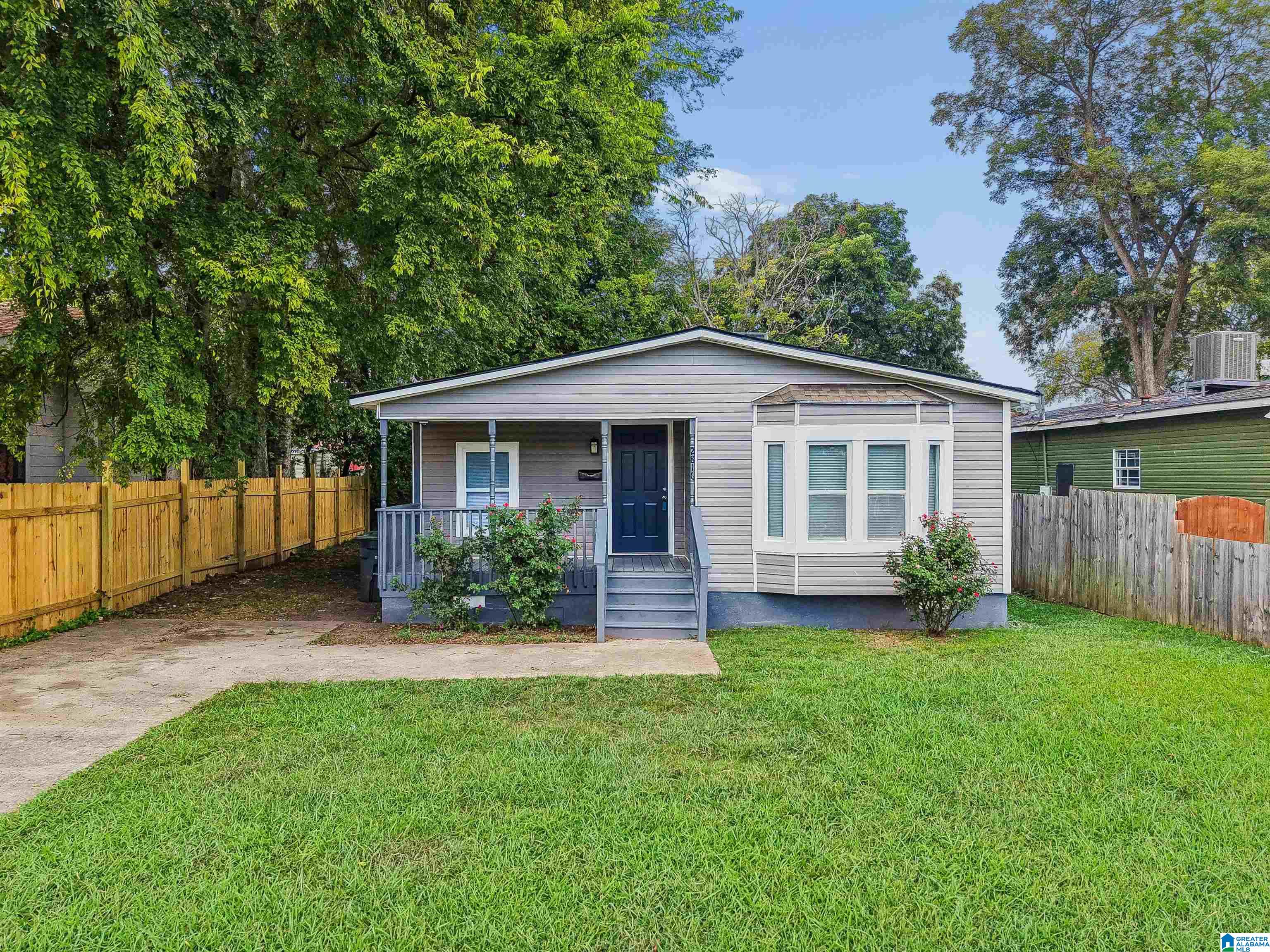 Photo 1 of Sale Pending at 2816 Avenue F, Birmingham, AL 35218 | MLS# 21463205 | Listing updated on 2026-09-19