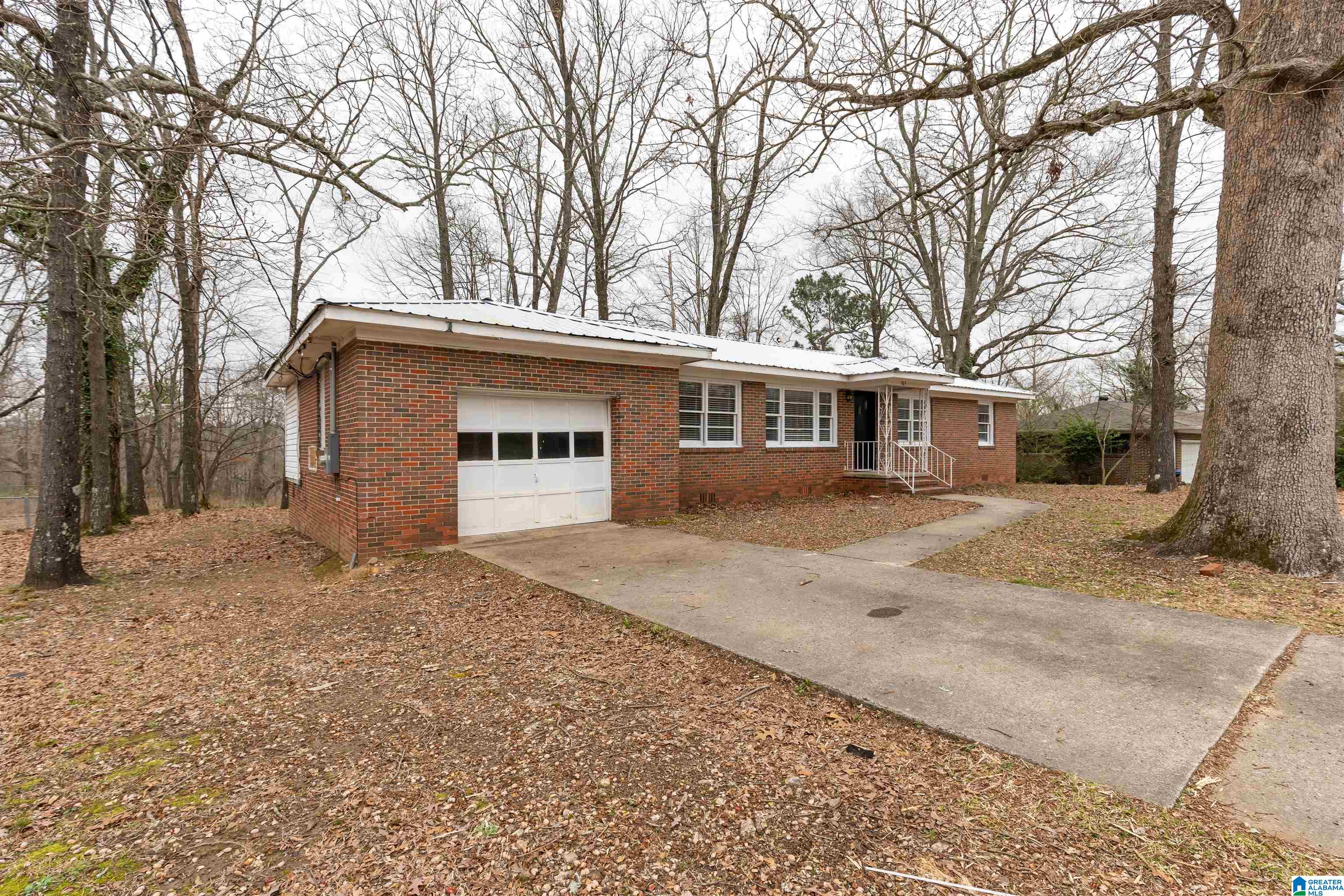 2nd image of 965 Hickory Circle, Birmingham, AL 35215 | MLS# 21463218