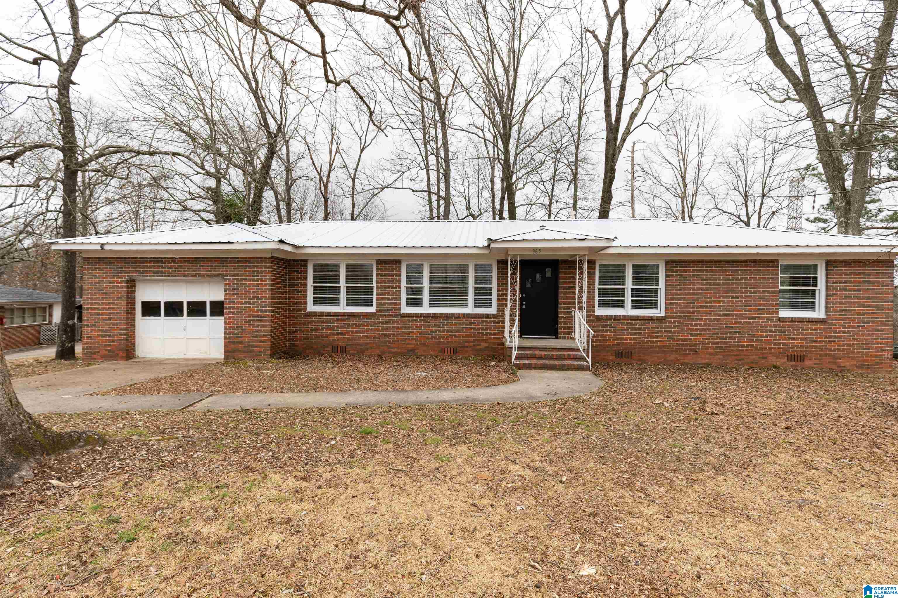 3rd image of 965 Hickory Circle, Birmingham, AL 35215 | MLS# 21463218