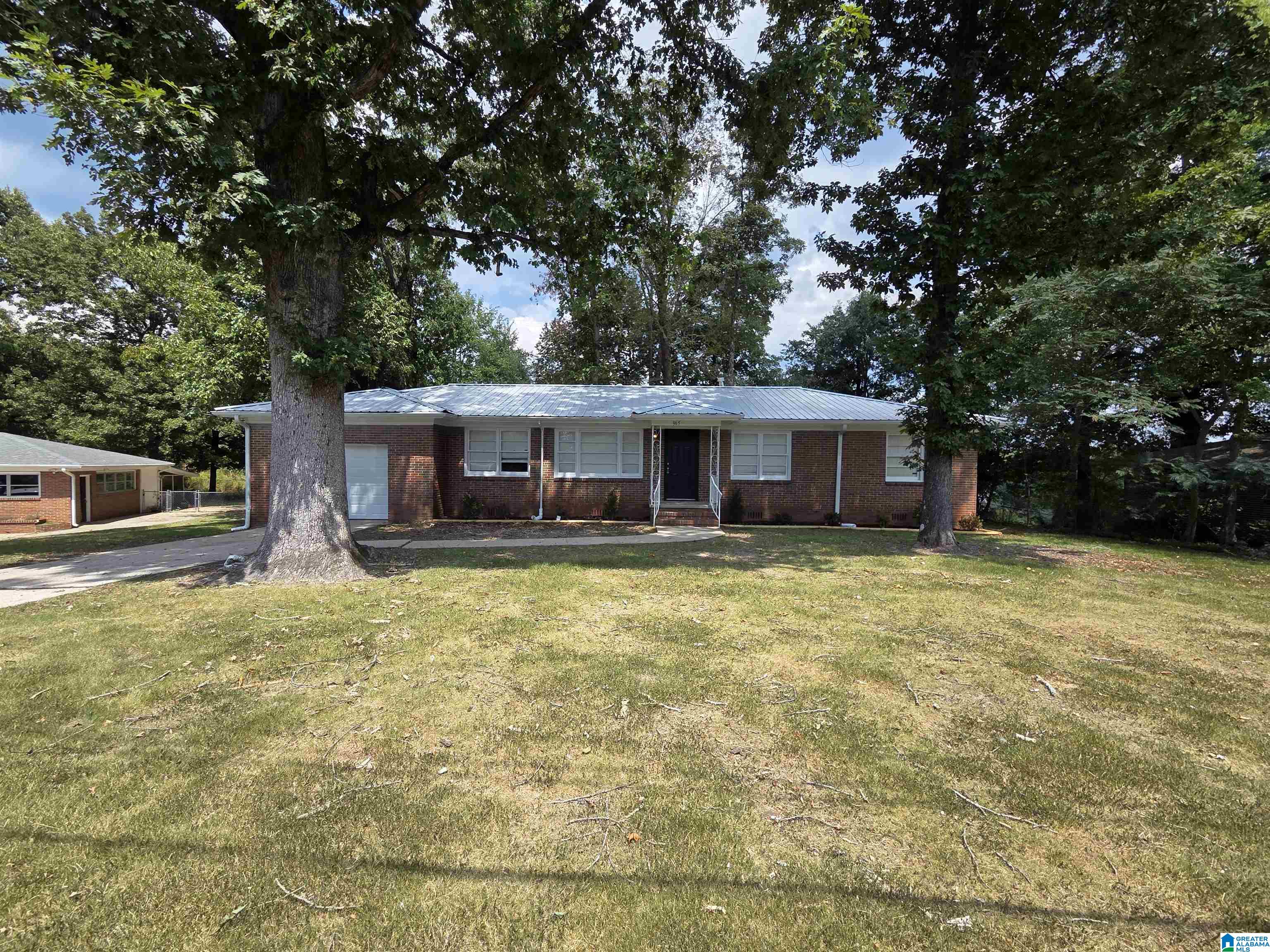 Photo 2 of Single family home for sale at 965 Hickory Circle, Birmingham, AL 35215 | MLS# 21463218 | Listing updated on 2026-09-09