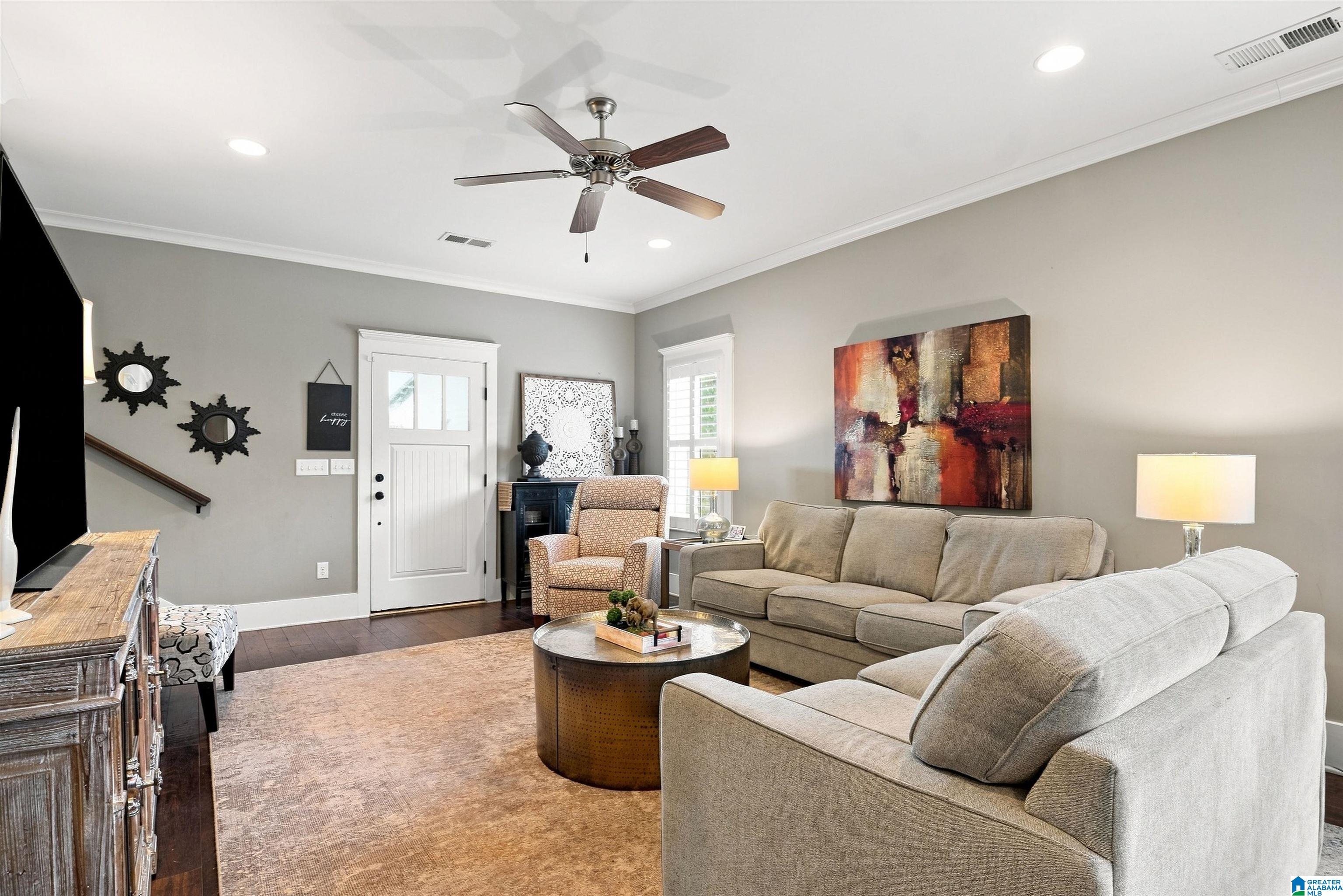 3rd image of 3150 Sawyer Dr, Hoover, AL 35226 | MLS# 21463219