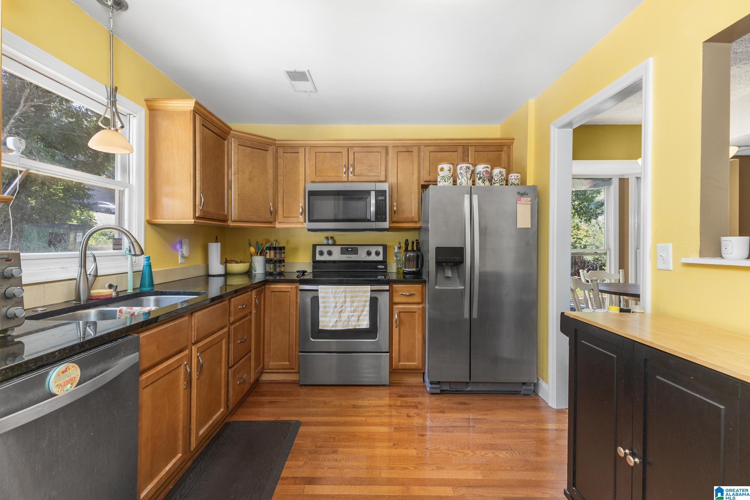 Photo 4 of Townhouse for sale at 1521 16Th Street S #101, Birmingham, AL 35205 | MLS# 21463224 | Listing updated on 2026-08-31