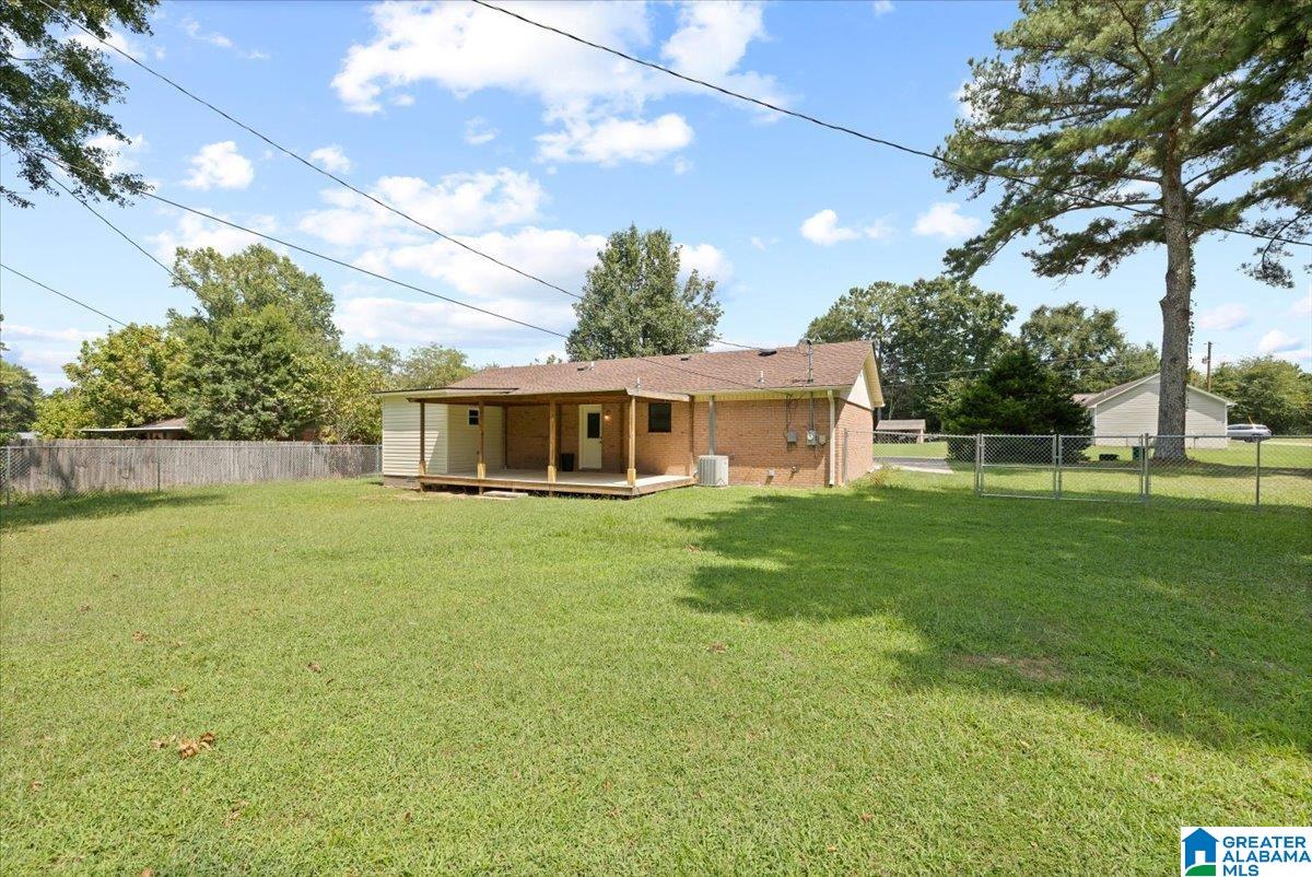 28th image of 403 Se Tennessee Avenue, Hanceville, AL 35077 | MLS# 21463254