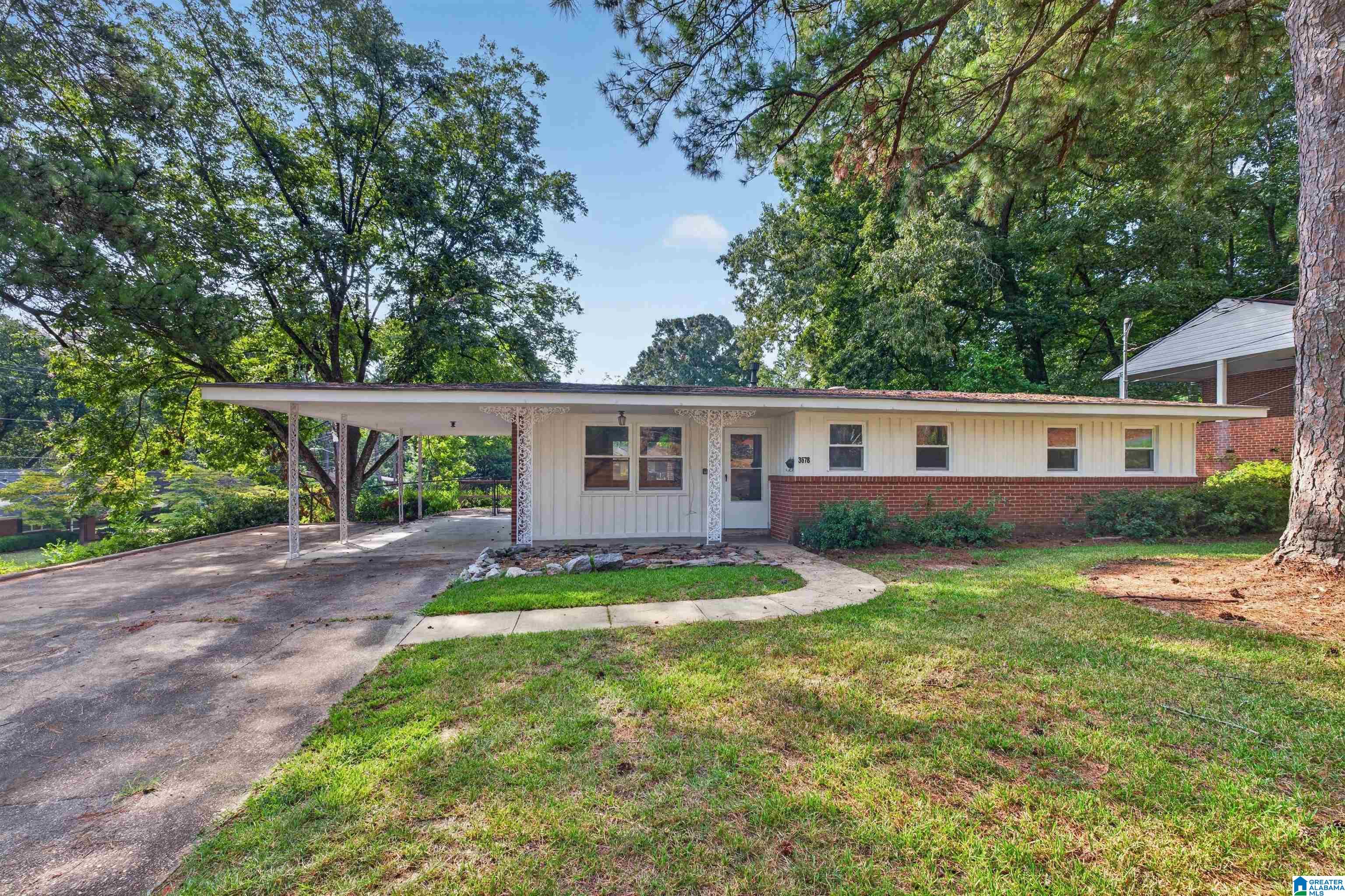 3rd image of 3678 Windemere Dr, Montgomery, AL 36109 | MLS# 21463258