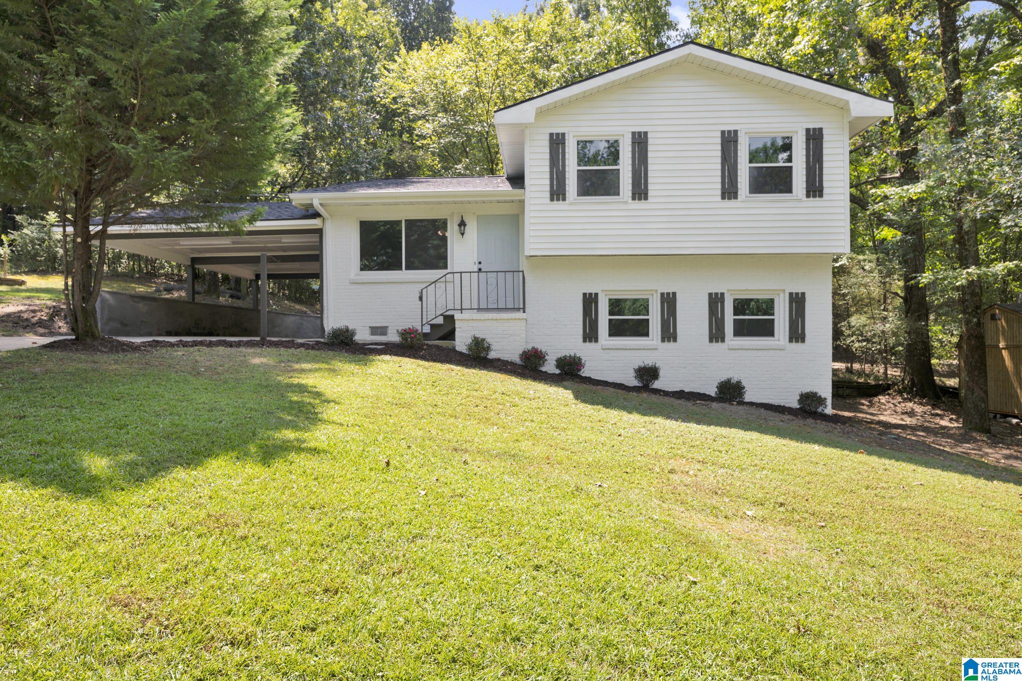 Single family home for sale at 2236 Lisa Ann Dr Se, LEEDS, AL 35094 | MLS# 21463263