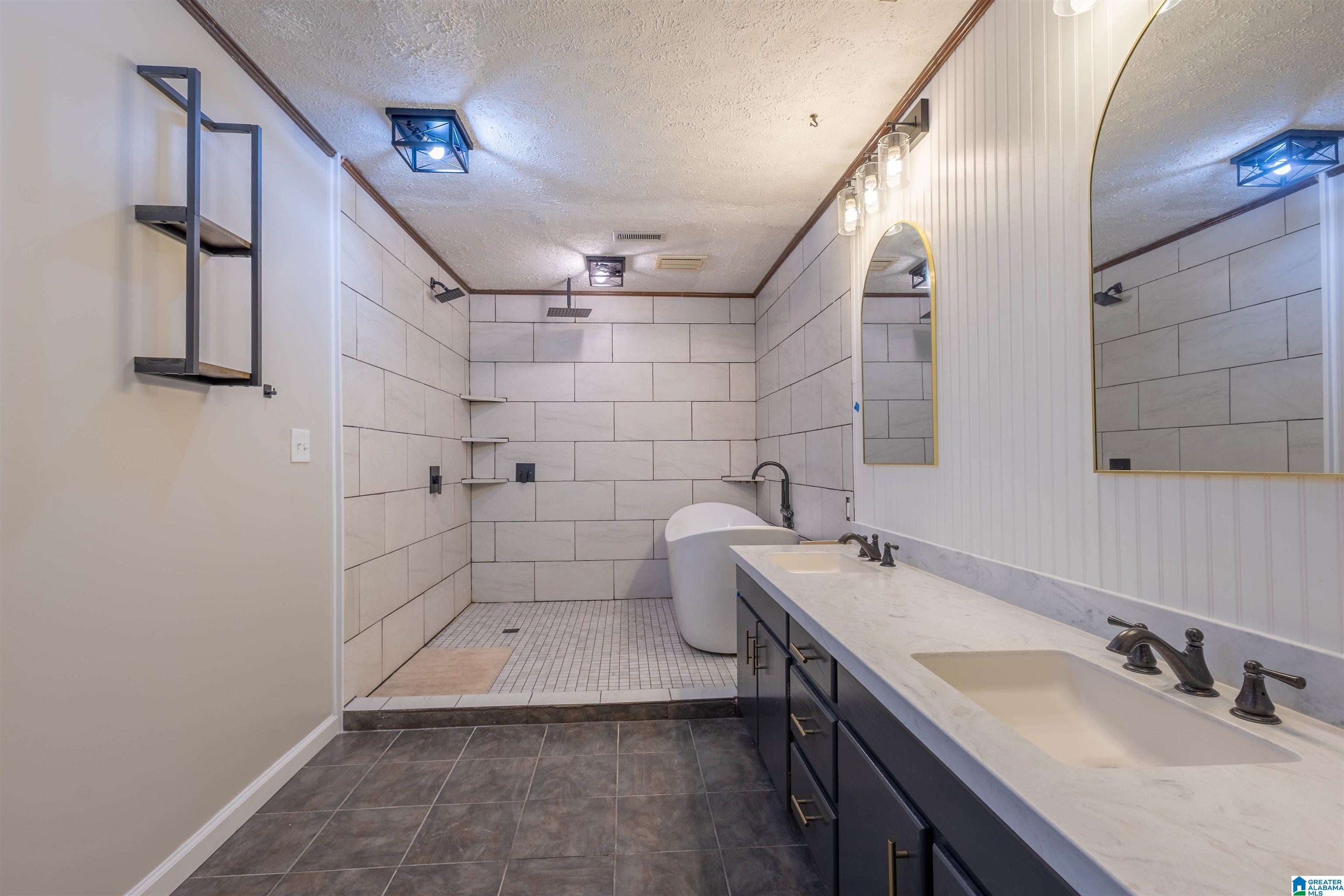 106 Anna Ridge Drive