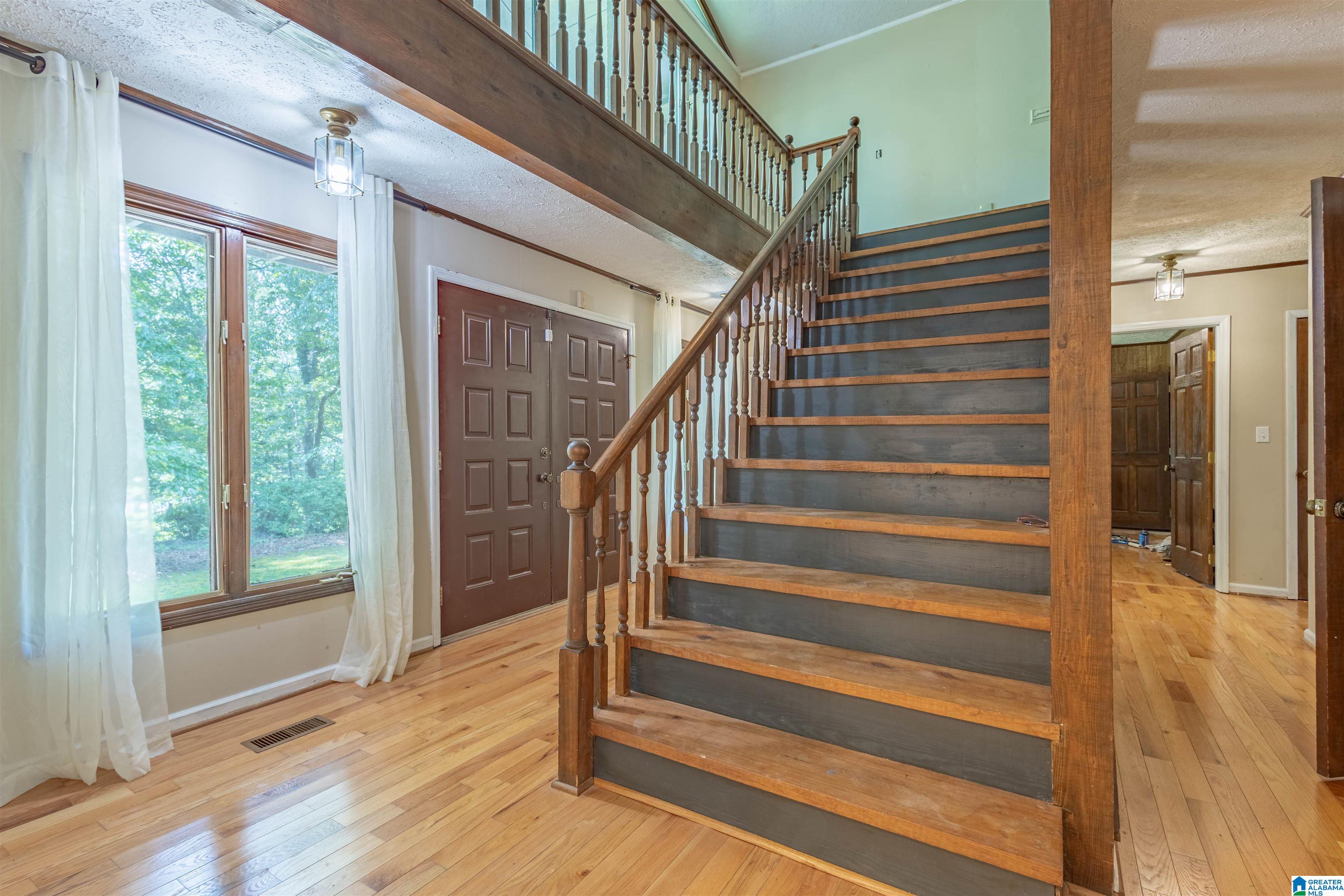 106 Anna Ridge Drive