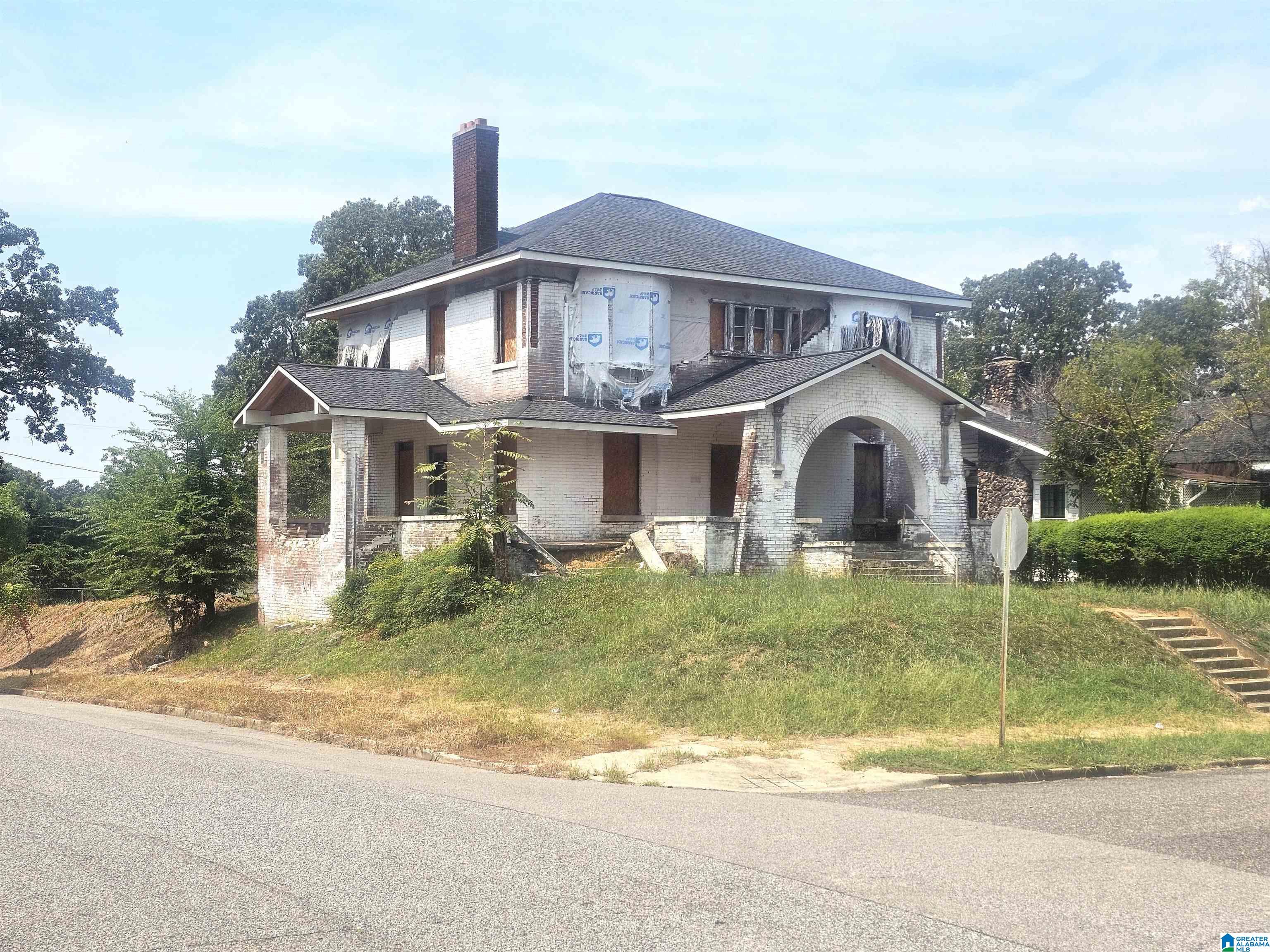 1st image of 1500 30th Street N, Birmingham, AL 35234 | MLS# 21463295